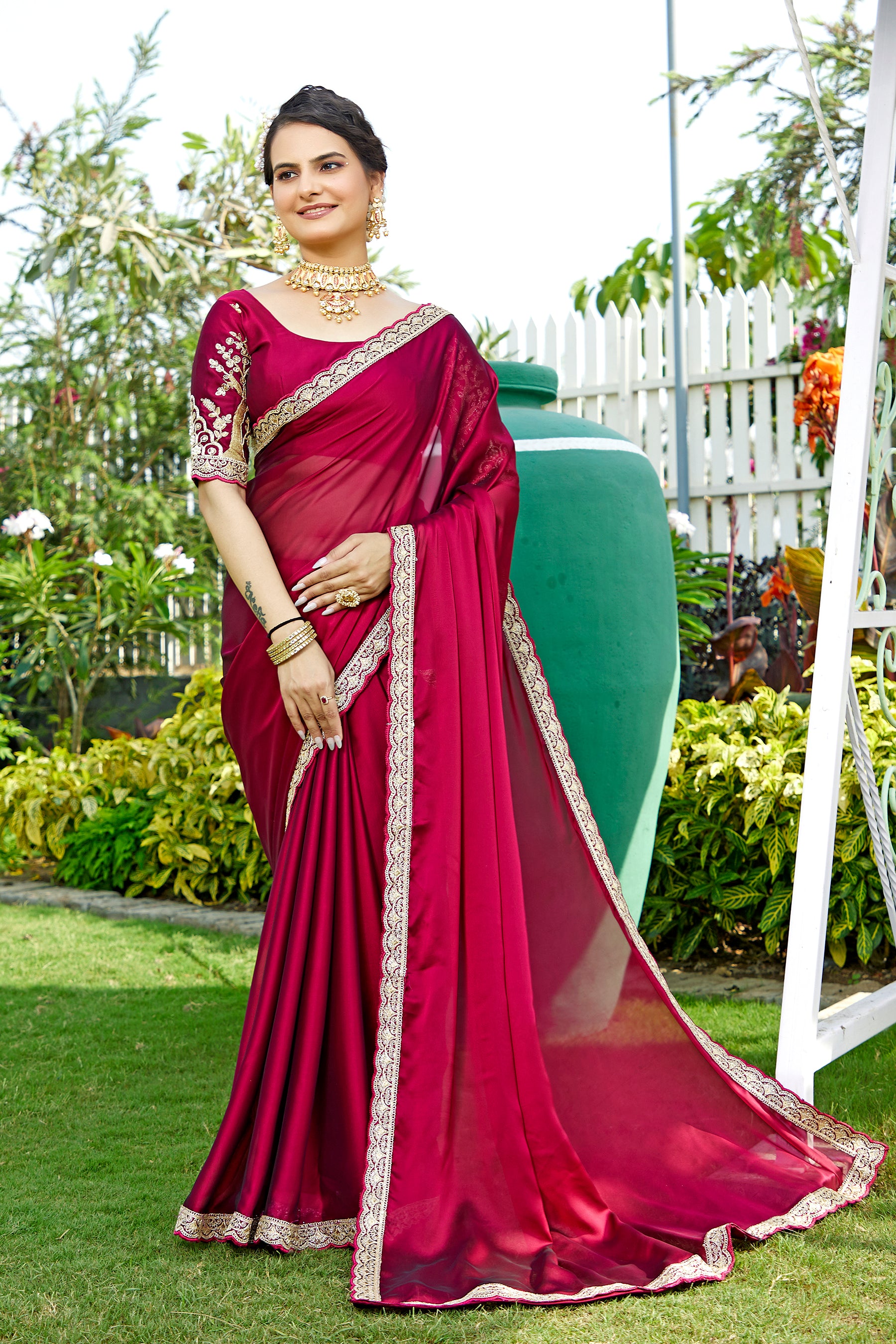 A Vision in Silk: Stunning Hand-Crafted Saree