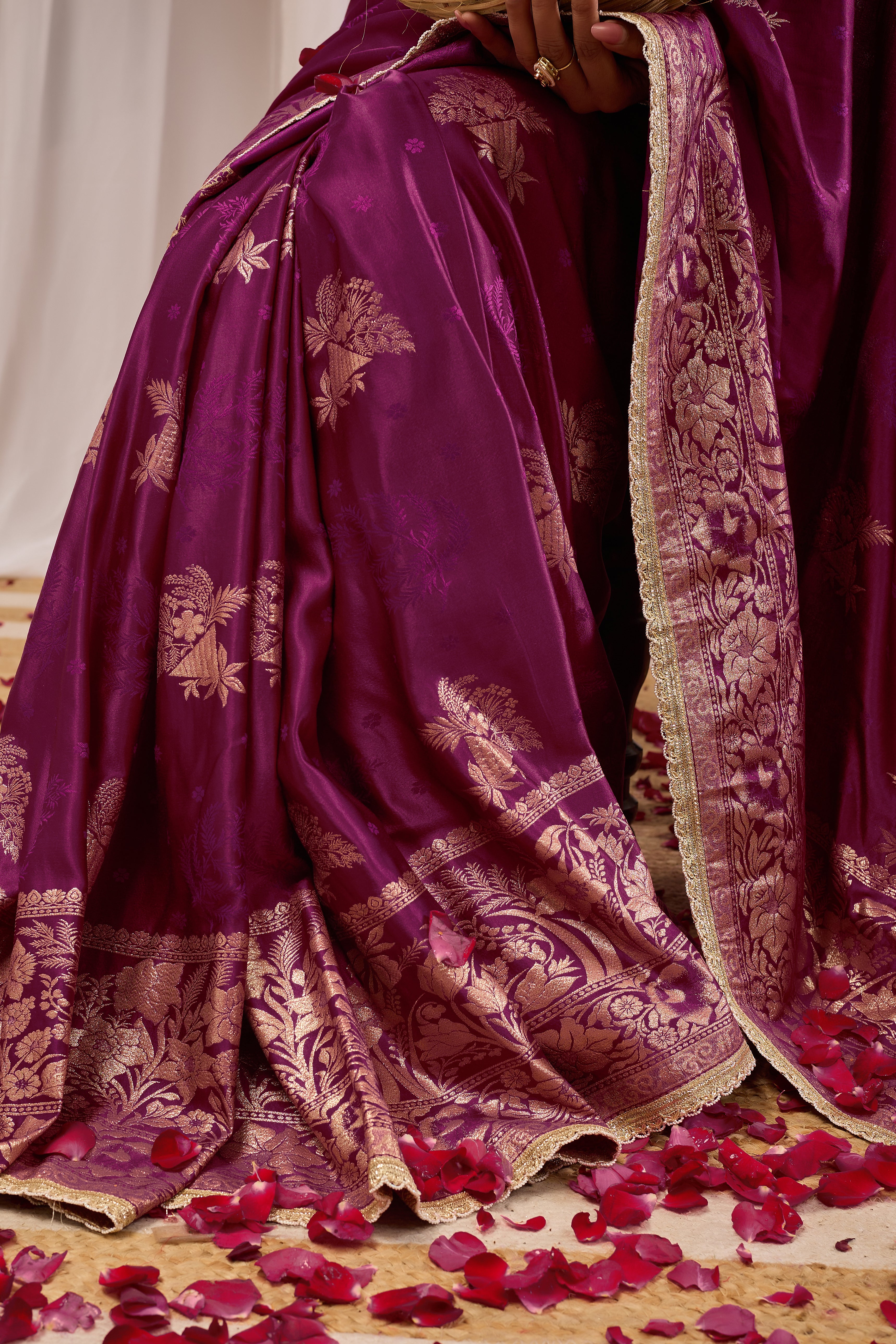 Royal Wine Purple Heritage Floral  Saree in Luxurious Silk Blend with Rich Gold Zari Border and Timeless Traditional Elegance