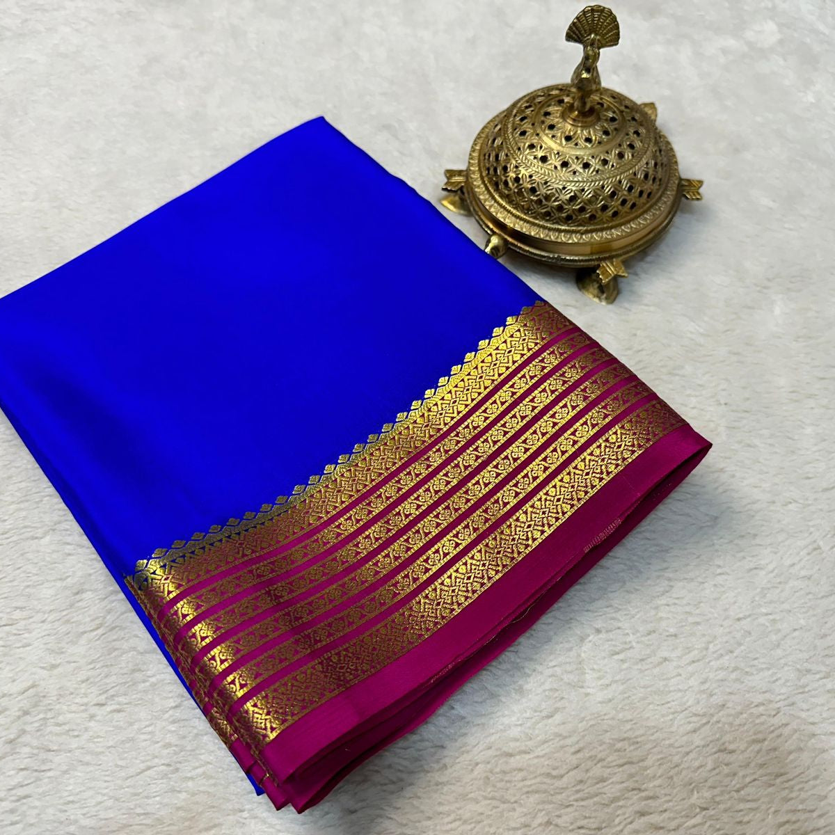 Beautiful Pure Mysore silk sarees in Elegant Traditional border