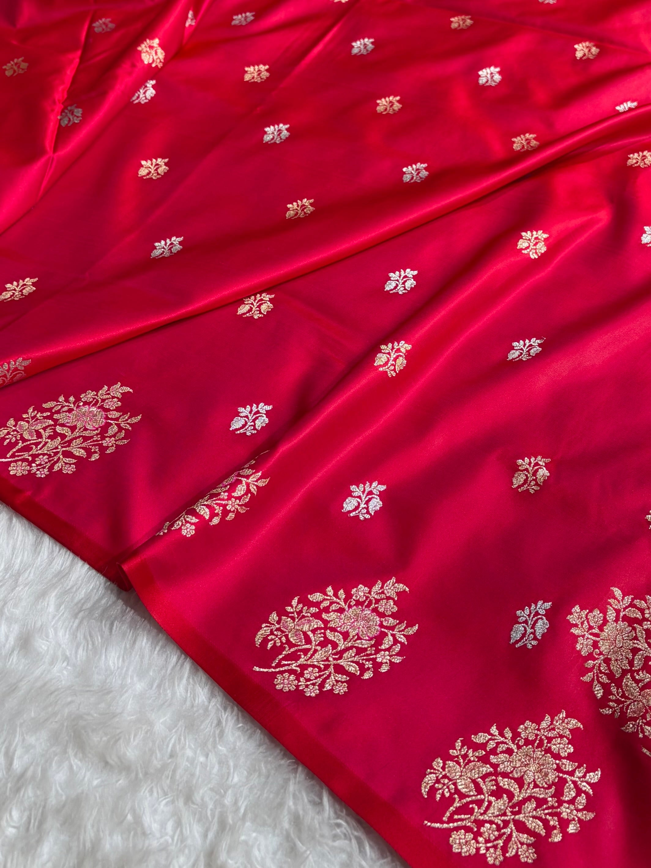 Banarasi Mashru Silk Saree with Floral Scalloped Border & Rupa Sona Motifs