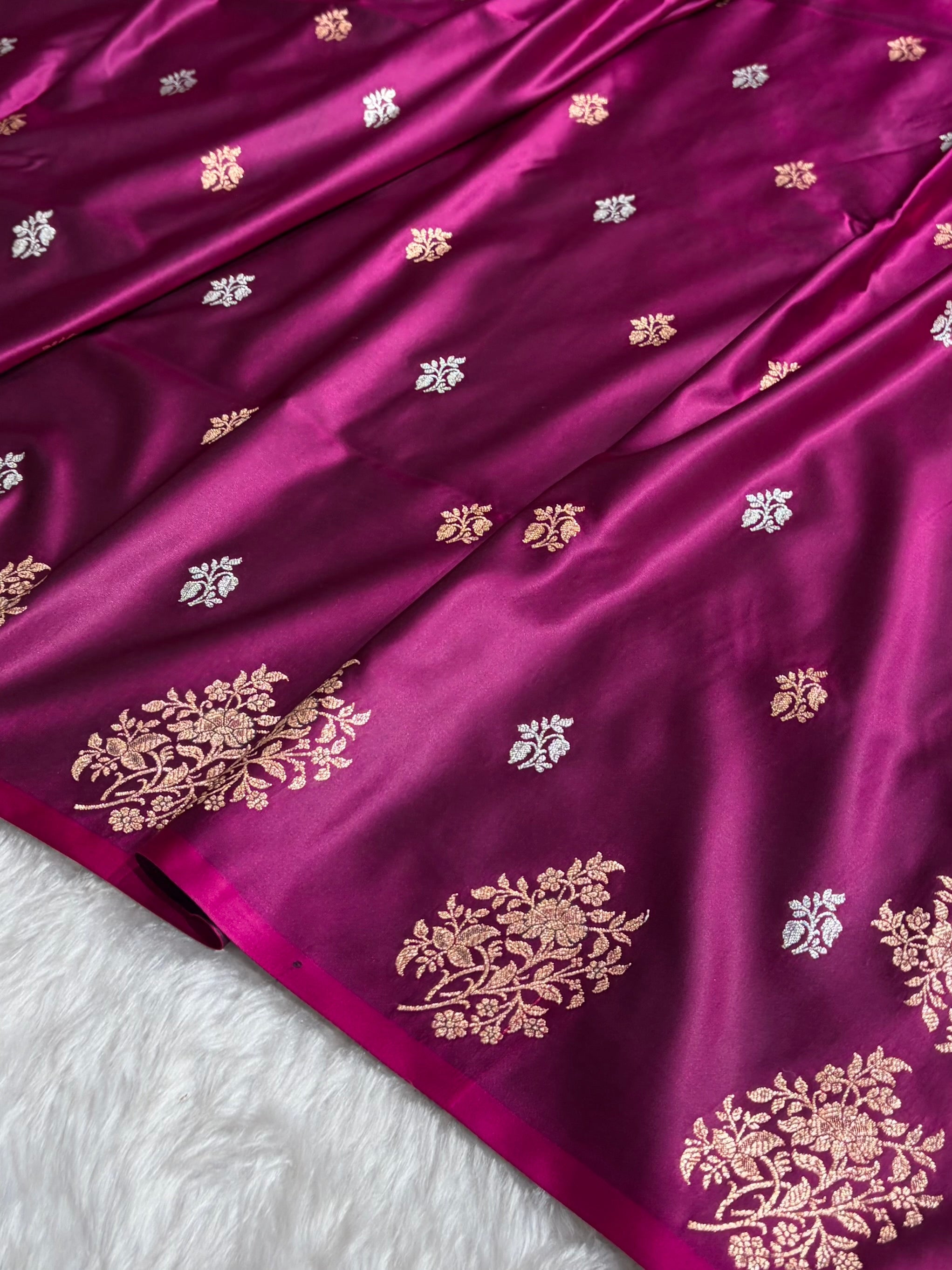 Banarasi Mashru Silk Saree with Floral Scalloped Border & Rupa Sona Motifs