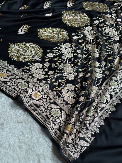 Mashru Satin Silk Banarasi Saree with Scalloped Border & Rupa Sona Motifs