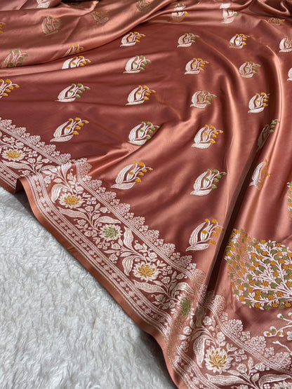 Mashru Satin Silk Banarasi Saree with Scalloped Border & Rupa Sona Motifs