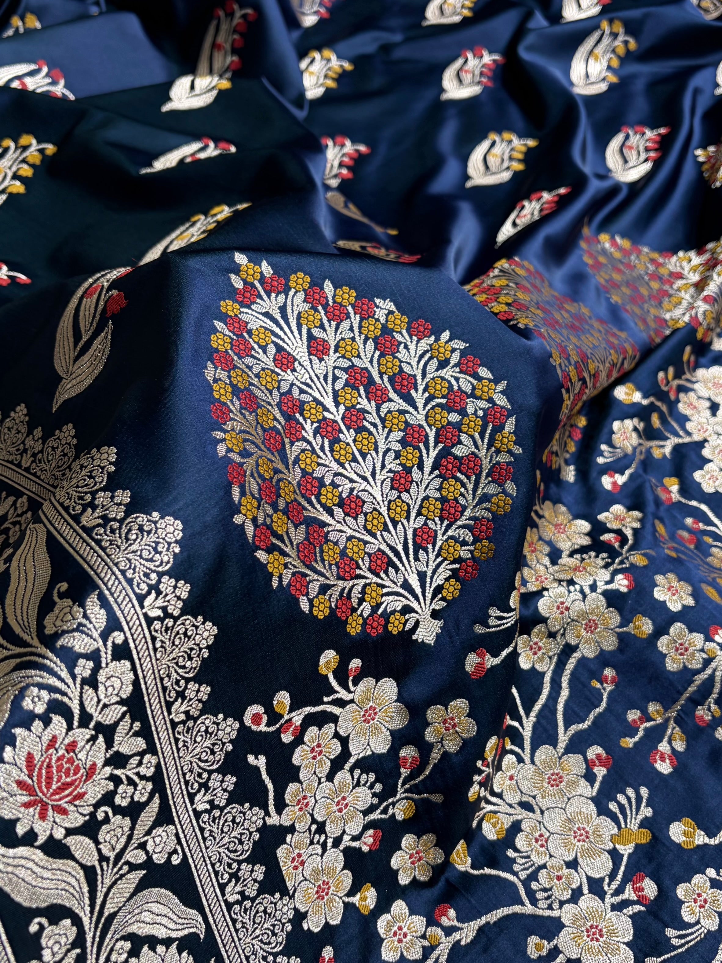 Mashru Satin Silk Banarasi Saree with Scalloped Border & Rupa Sona Motifs