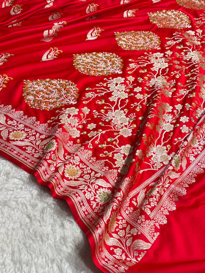 Mashru Satin Silk Banarasi Saree with Scalloped Border & Rupa Sona Motifs