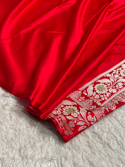 Mashru Satin Silk Banarasi Saree with Scalloped Border & Rupa Sona Motifs