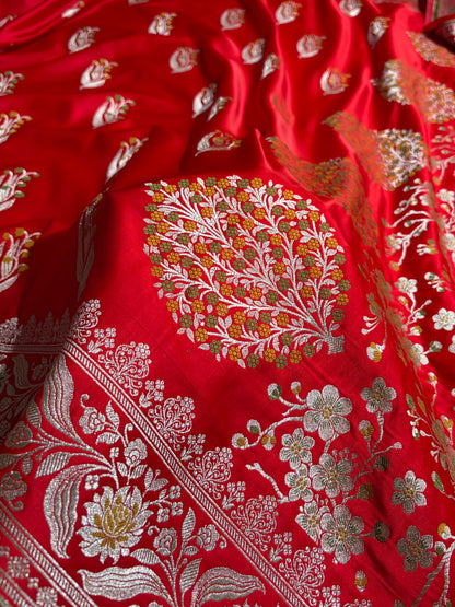 Mashru Satin Silk Banarasi Saree with Scalloped Border & Rupa Sona Motifs