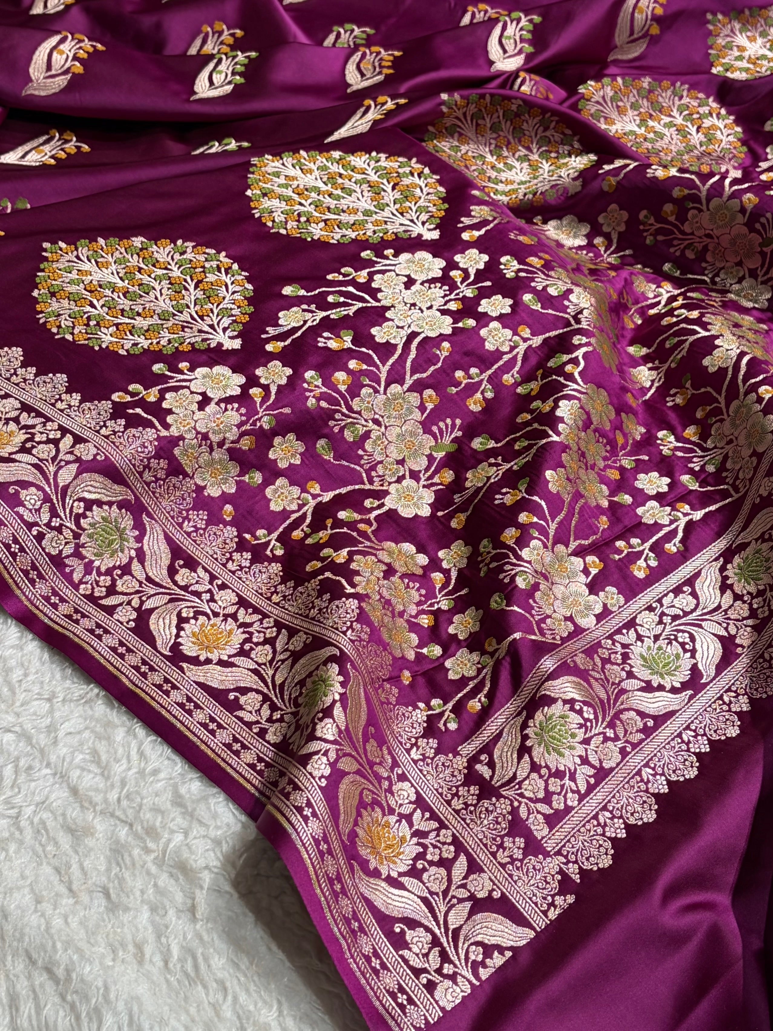 Mashru Satin Silk Banarasi Saree with Scalloped Border & Rupa Sona Motifs