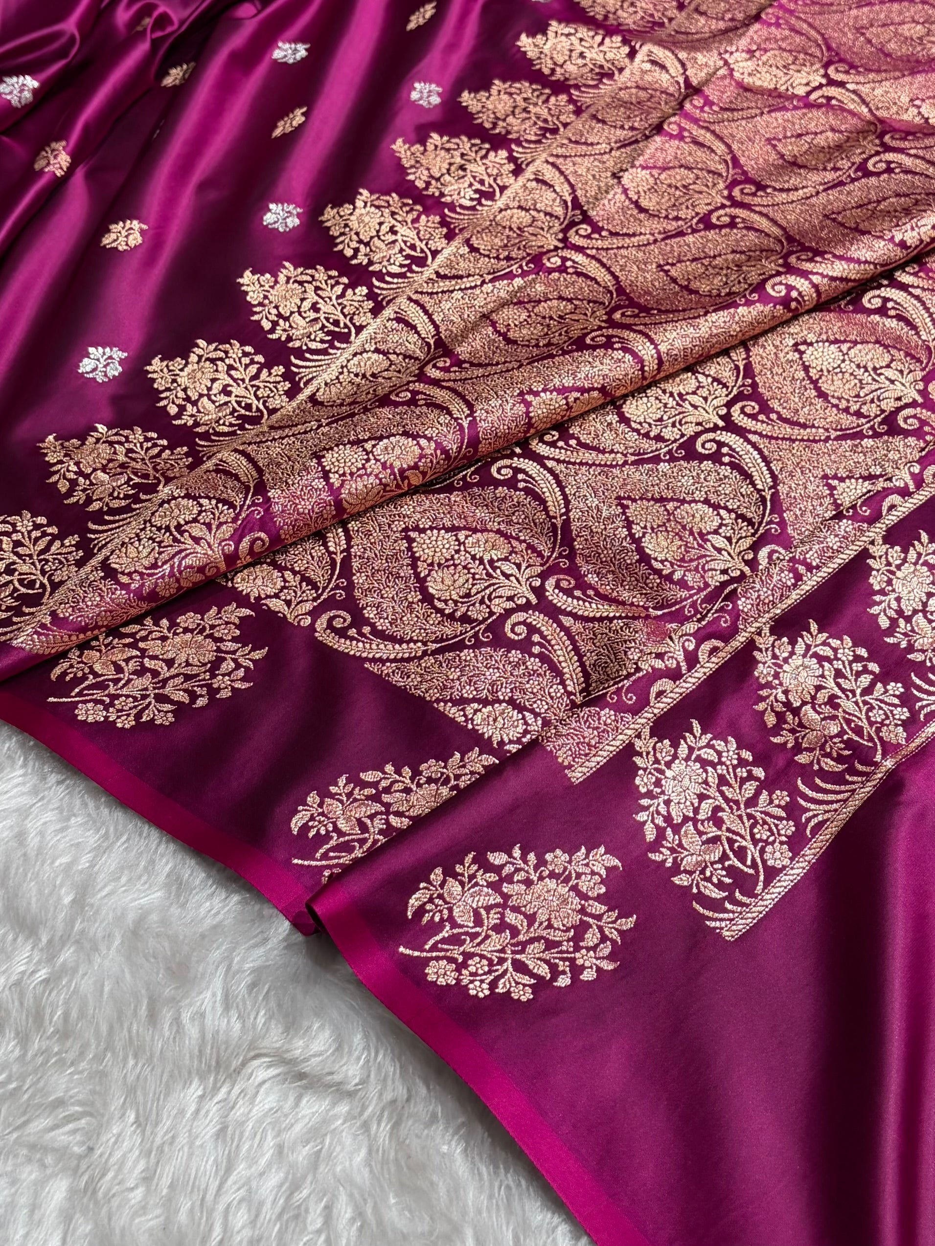 Banarasi Mashru Silk Saree with Floral Scalloped Border & Rupa Sona Motifs