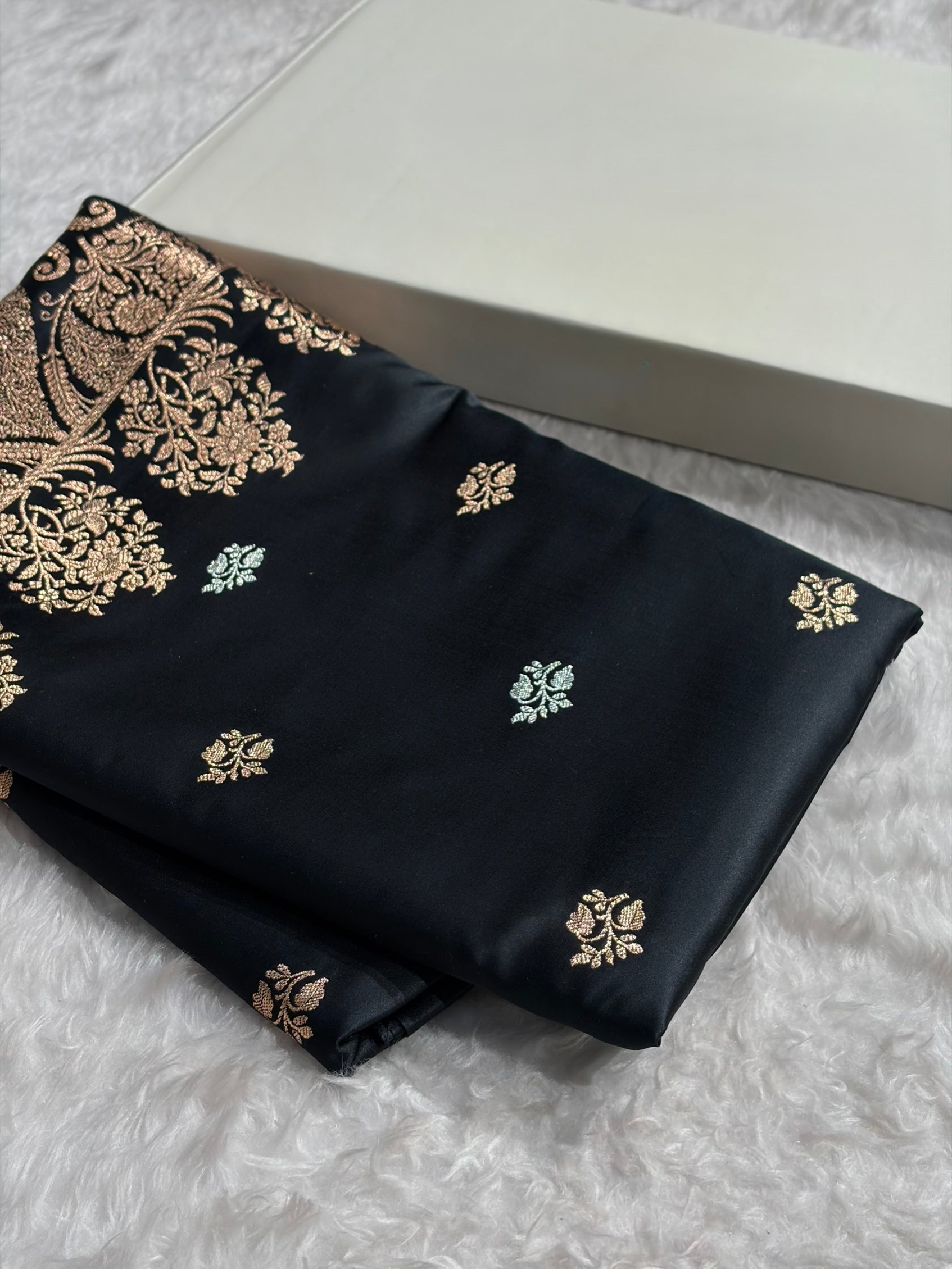 Banarasi Mashru Silk Saree with Floral Scalloped Border & Rupa Sona Motifs