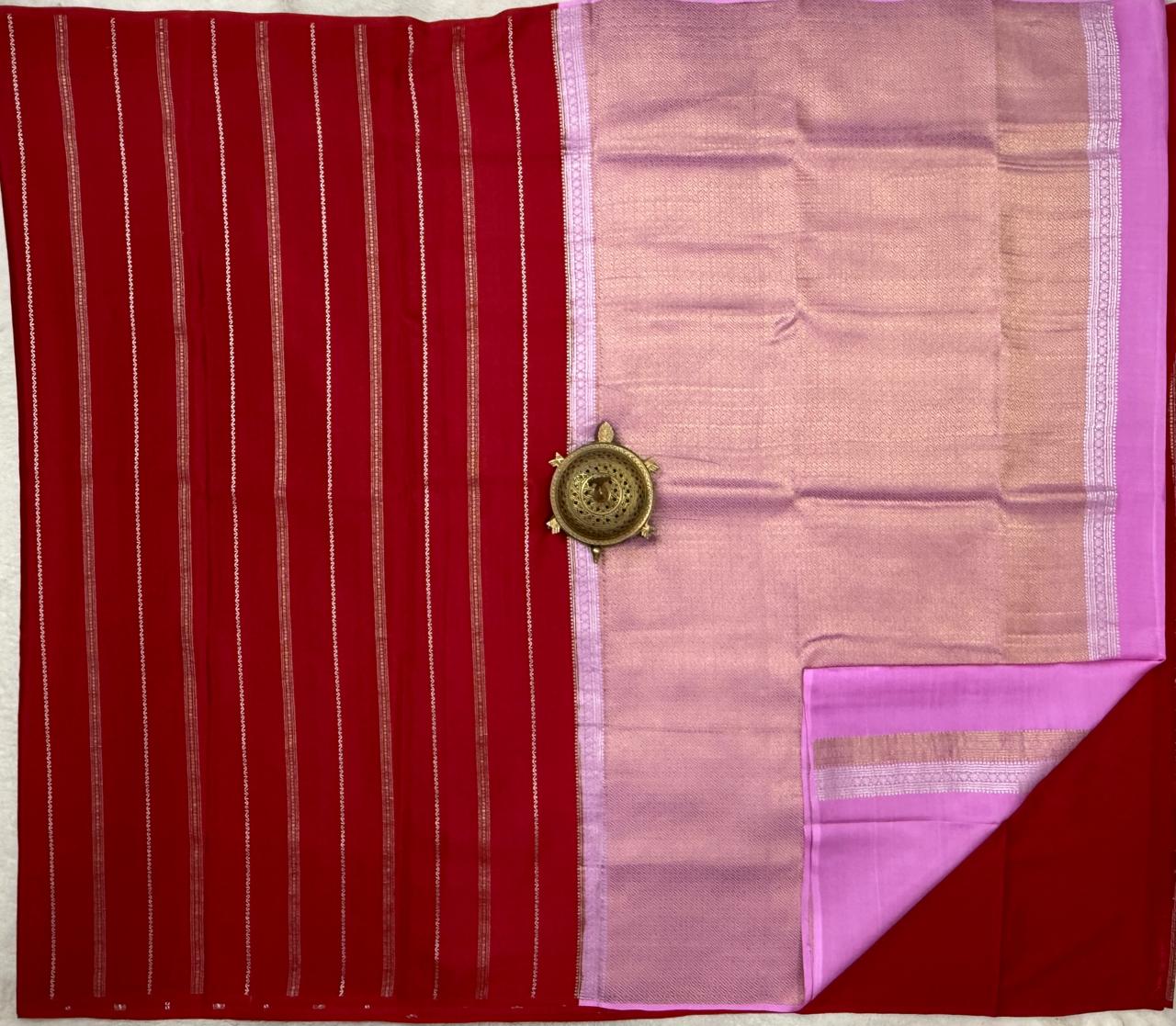 Borderless Crepe Silk Saree with Gold & Silver Zari Stripes | Rich Contrast Pallu