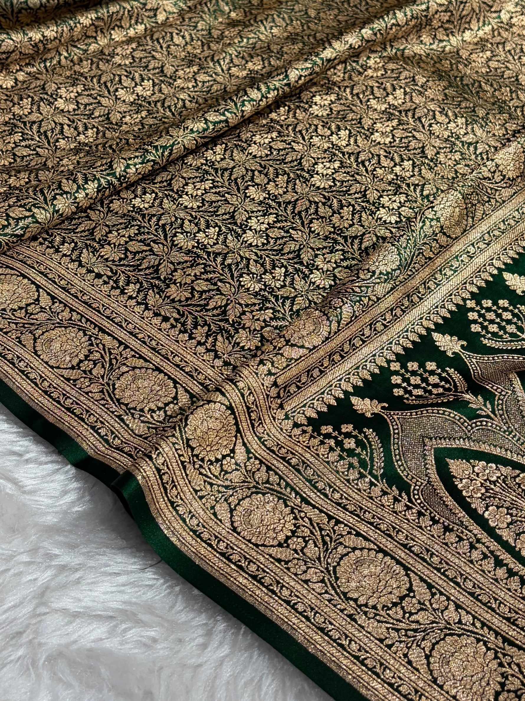 Peacock Shades Banarasi Satin Katan Silk Saree with Jacquard Weave