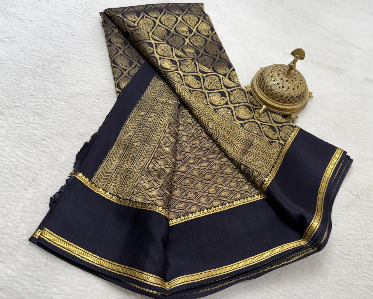 Exclusive Brocade Soft Silk Saree with Rich Weaving & Elegant Border
