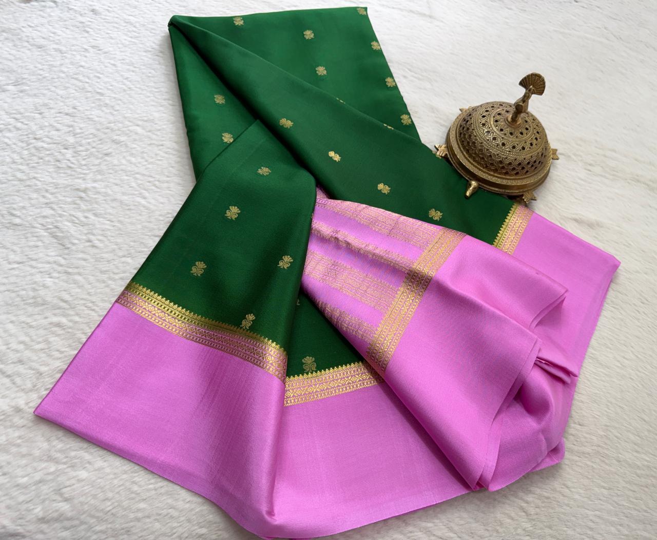 Crepe Mangoo Silk Saree with Bentex Border & Rich Pallu | Elegant Festive Collection