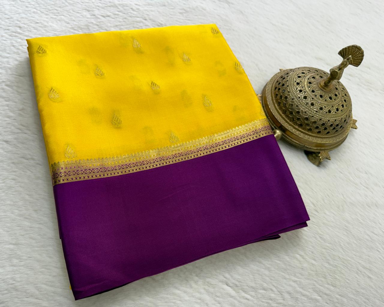 Crepe Mangoo Silk Saree with Bentex Border & Rich Pallu | Elegant Festive Collection