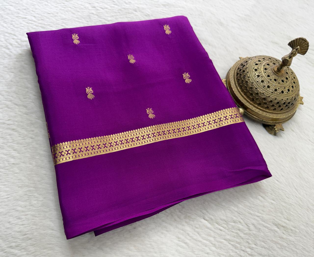 Crepe Mangoo Silk Saree with Bentex Border & Rich Pallu | Elegant Festive Collection