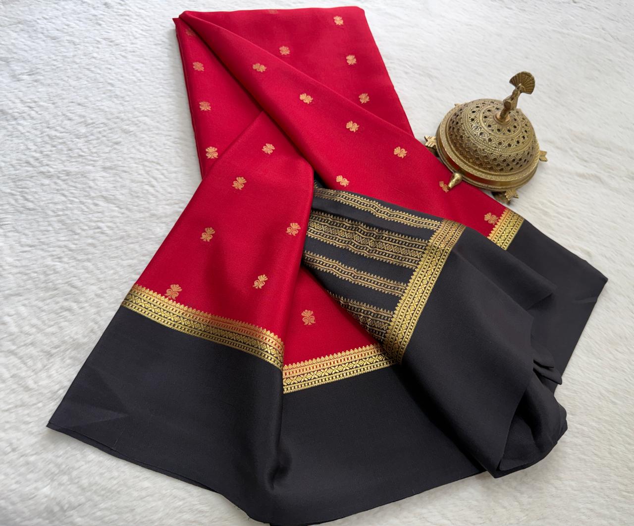 Crepe Mangoo Silk Saree with Bentex Border & Rich Pallu | Elegant Festive Collection