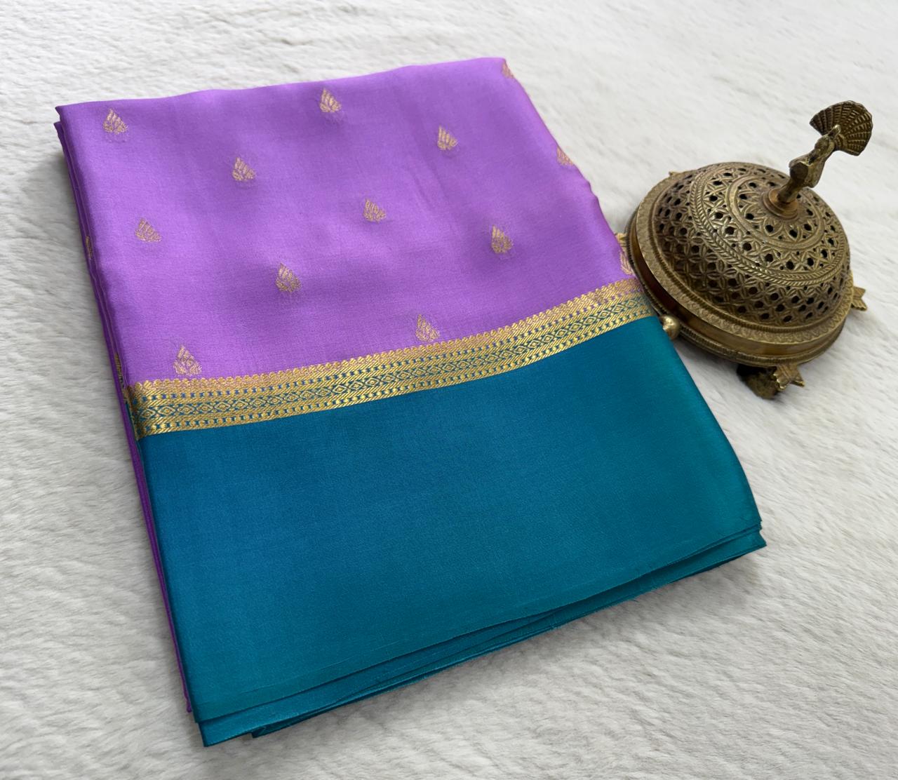 Crepe Mangoo Silk Saree with Bentex Border & Rich Pallu | Elegant Festive Collection