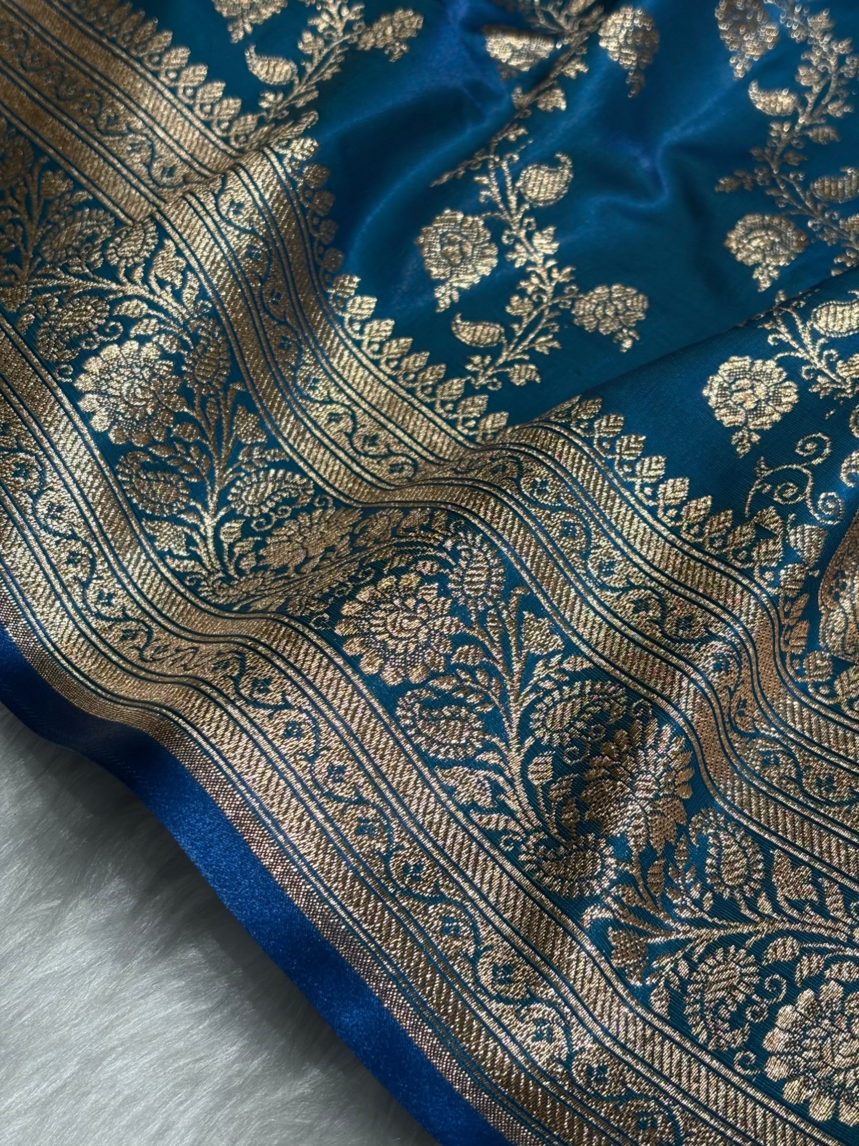 Banarasi Cross Jaal Satin Katan Silk Saree | Jacquard Woven Traditional Banarasi Saree