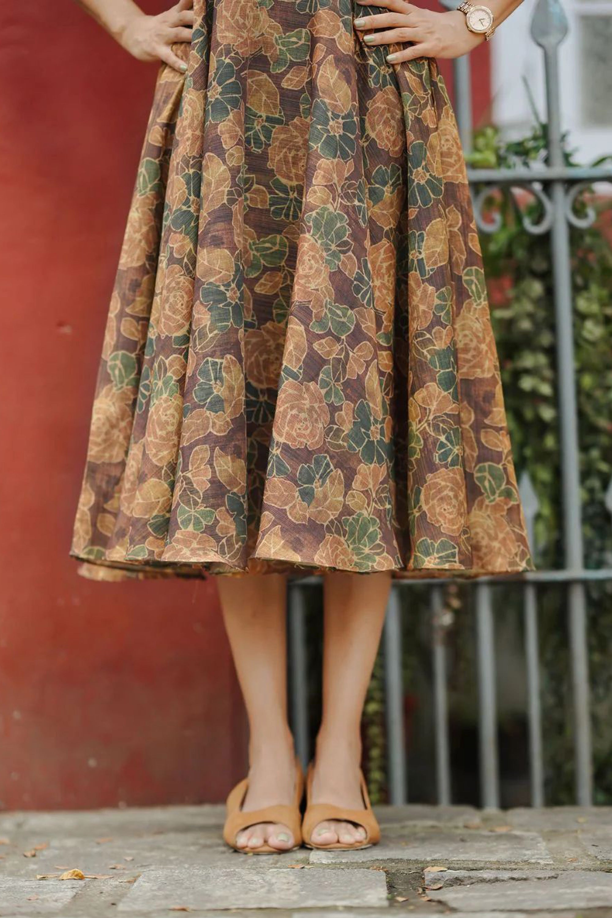 Women's Brown Floral Print Tissue Dress