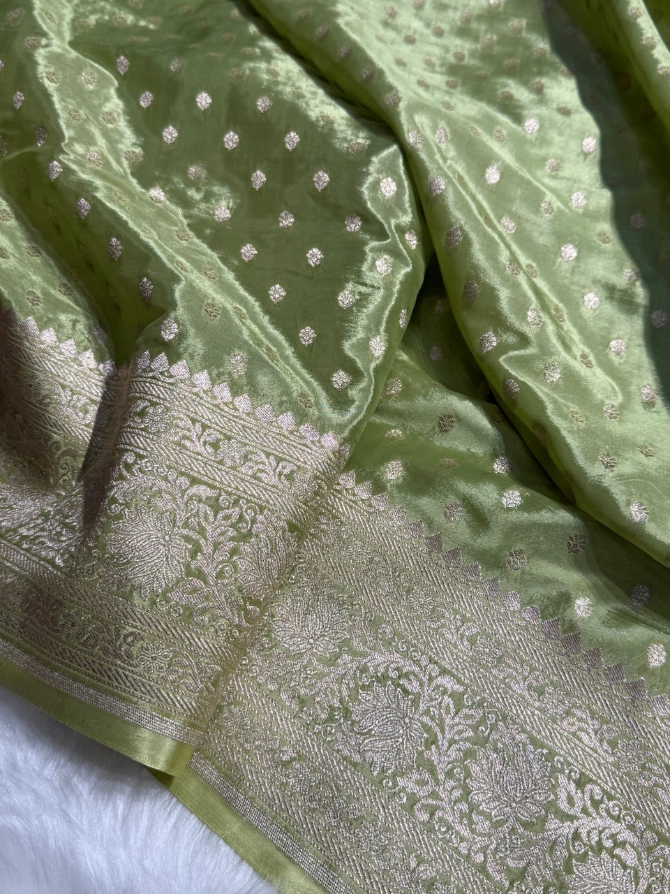Crepe Silky Katan Banarasi Saree | Premium Jacquard Silk Saree | Mysorepattu