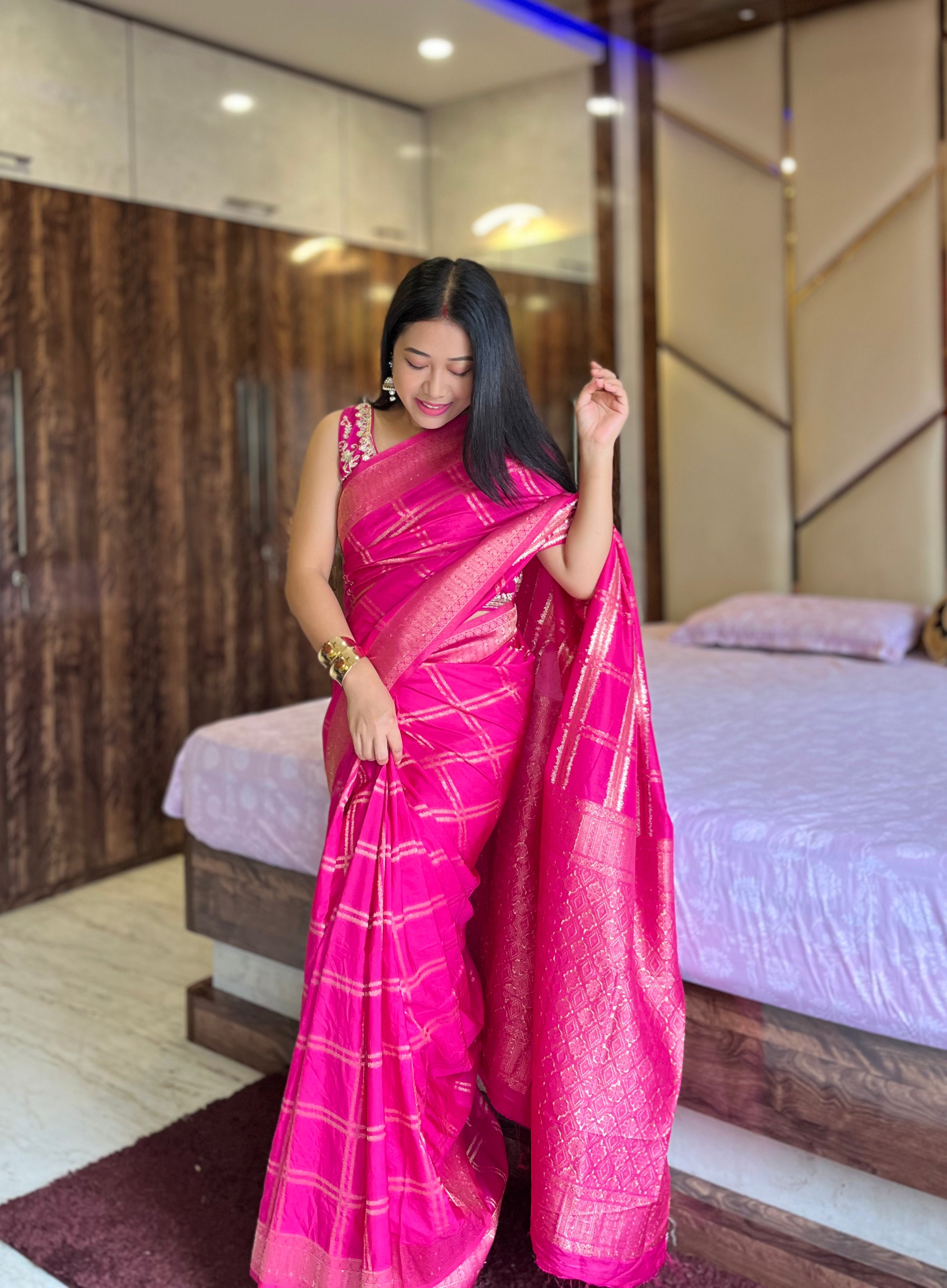 Celebrating Indian Heritage: Timeless Double Line Checks Sarees with Rich Borders and Regal Pallus