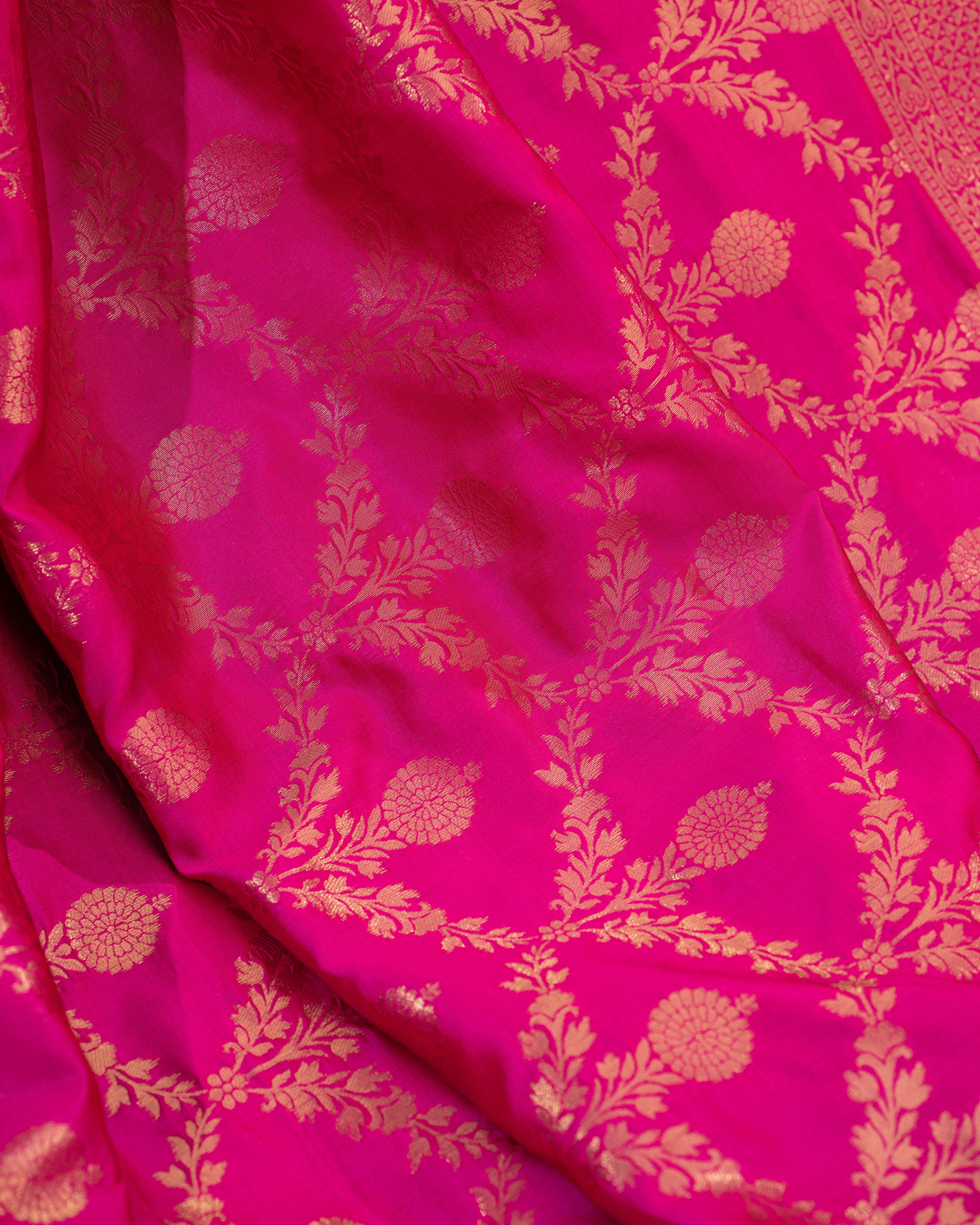 Elegant Plain Silk Sarees for Weddings & Festivals