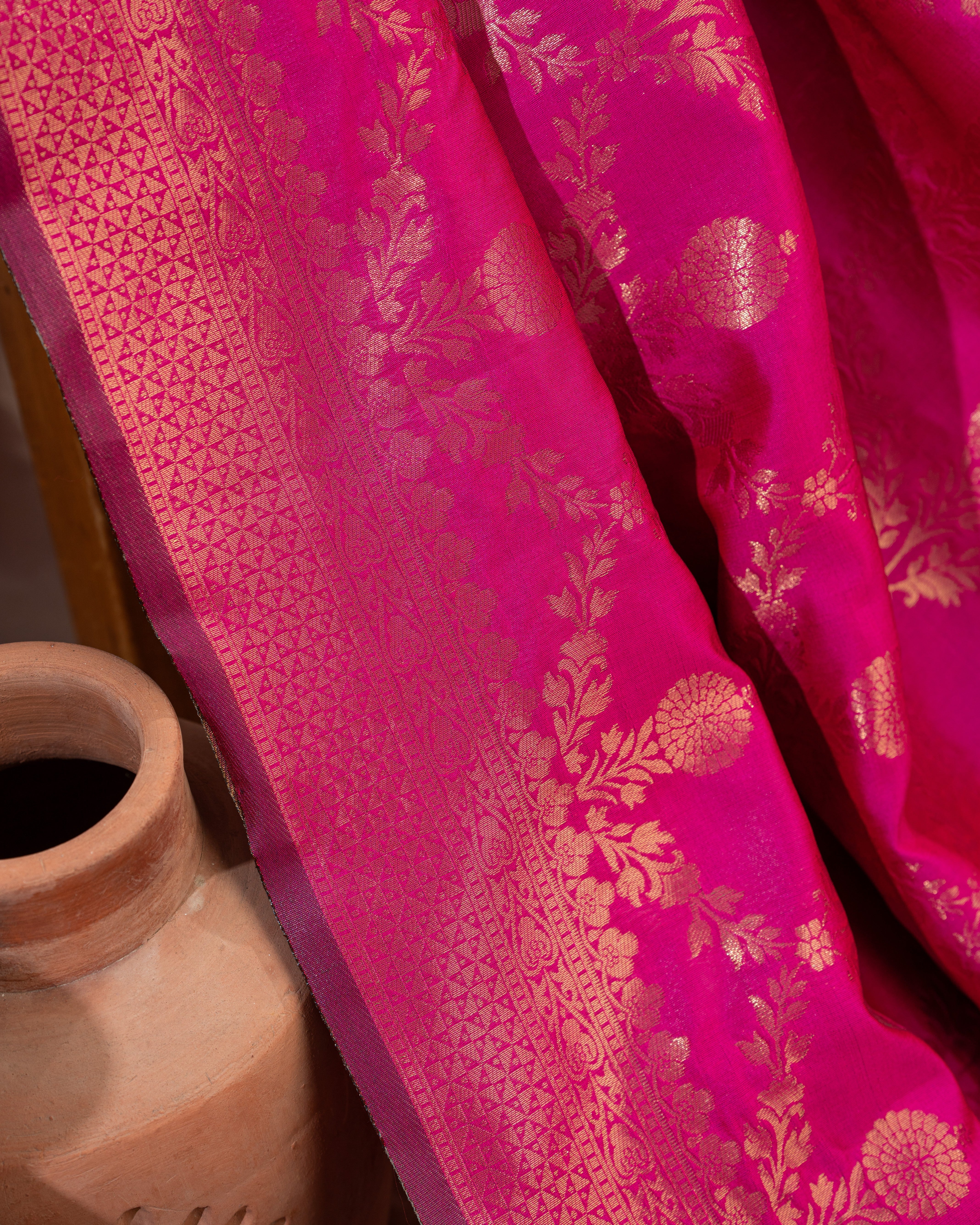 Elegant Plain Silk Sarees for Weddings & Festivals