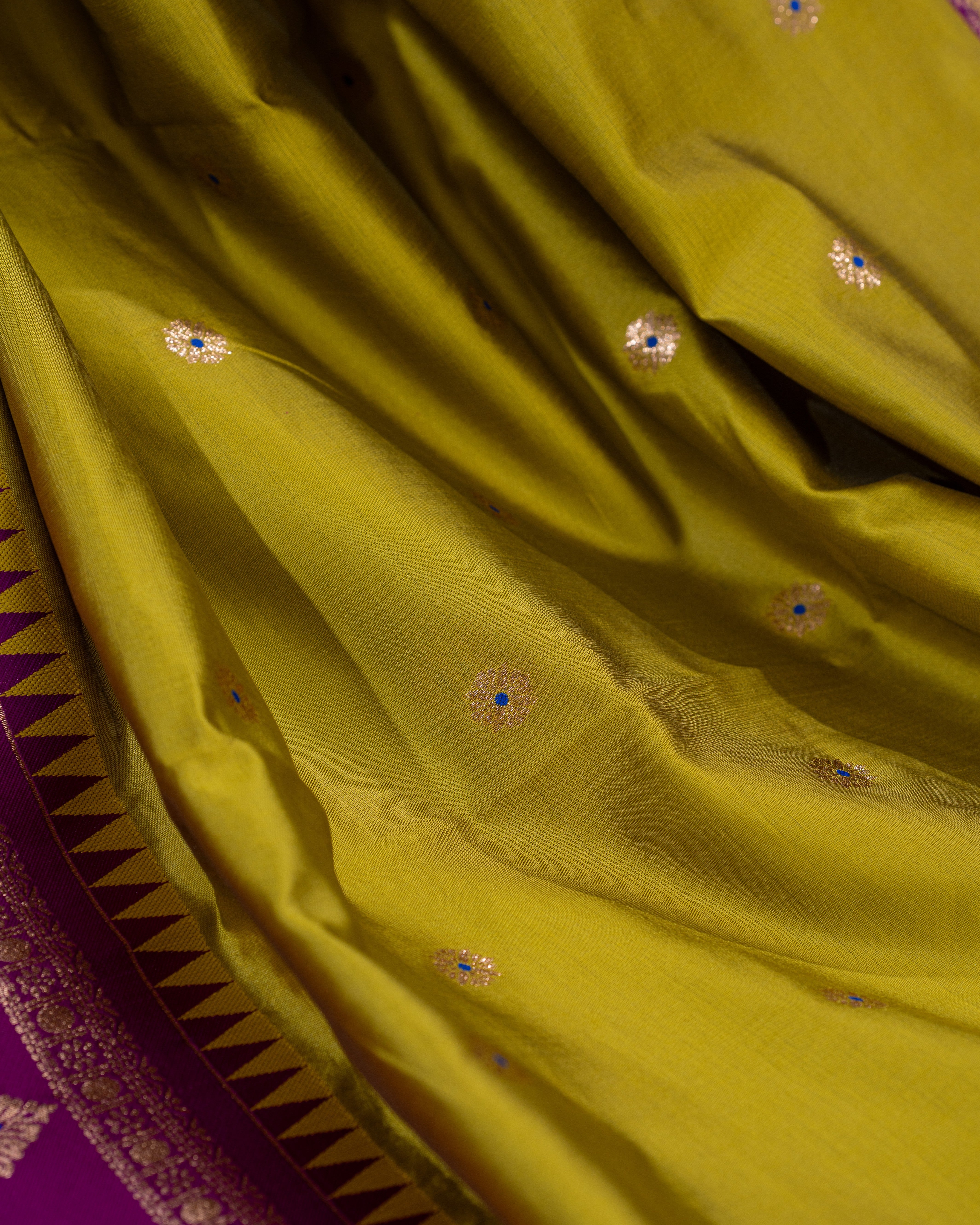 Premium Lightweight Gadwal Silk Collection