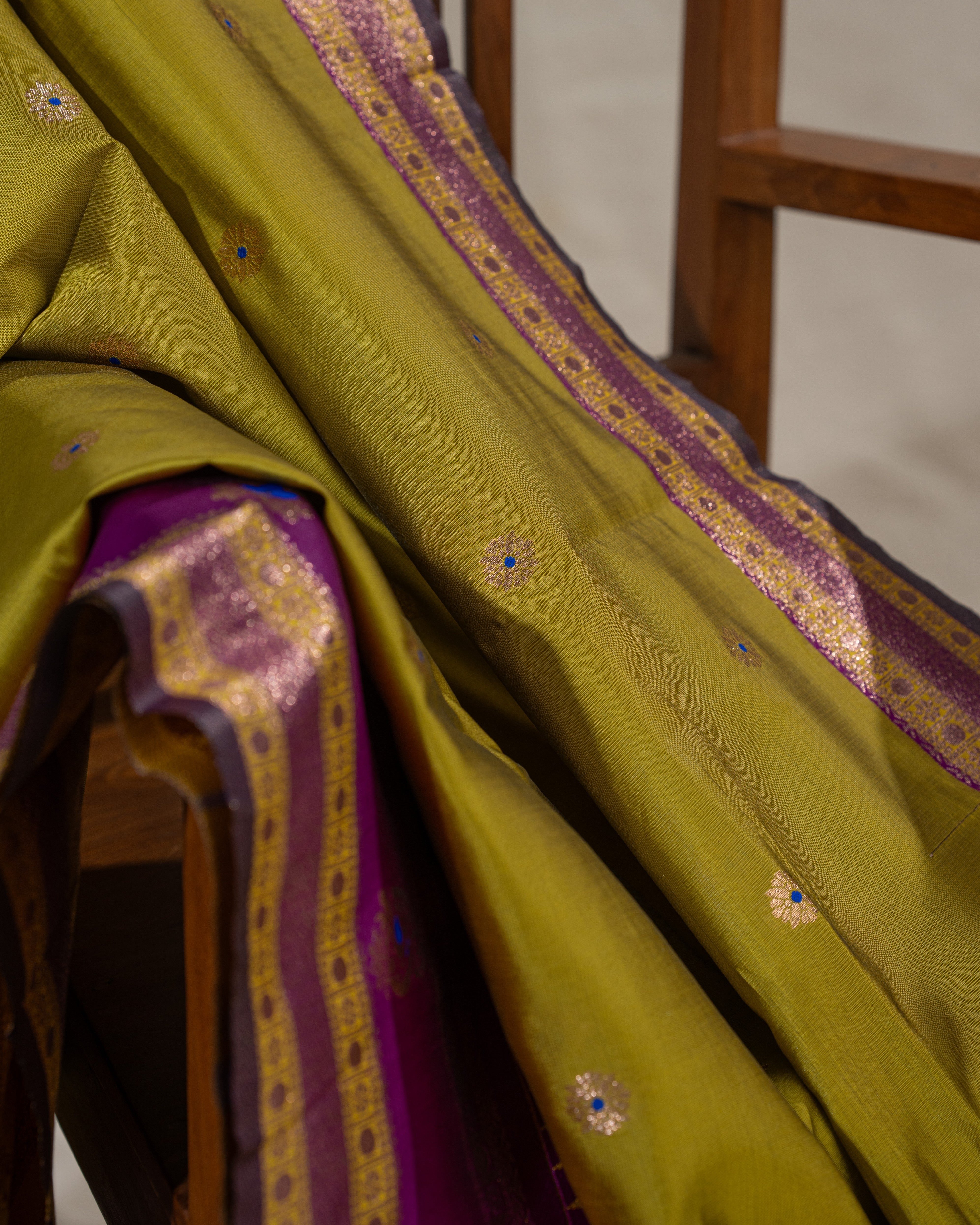 Premium Lightweight Gadwal Silk Collection