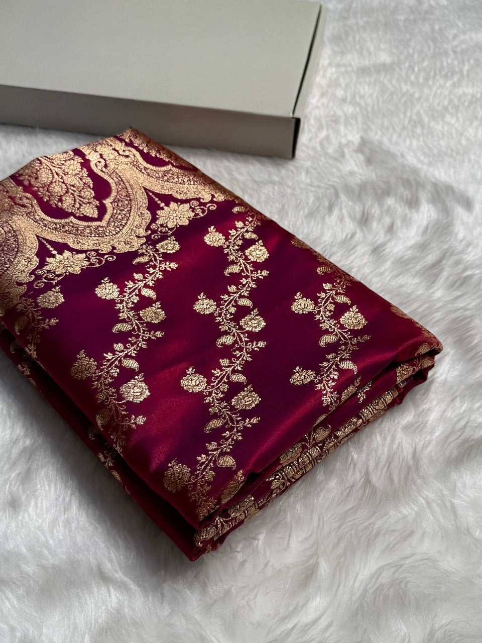 Banarasi Cross Jaal Satin Katan Silk Saree | Jacquard Woven Traditional Banarasi Saree
