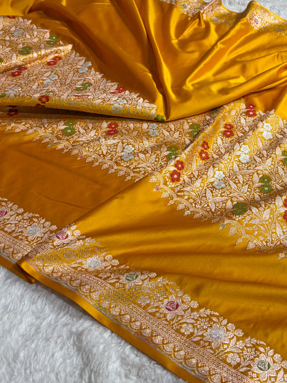 Mashru Silk Banarasi Saree with Rupa Sona Motifs & Scalloped Border