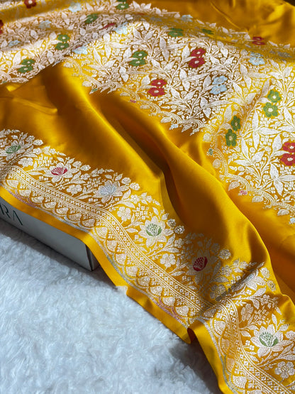 Mashru Silk Banarasi Saree with Rupa Sona Motifs & Scalloped Border