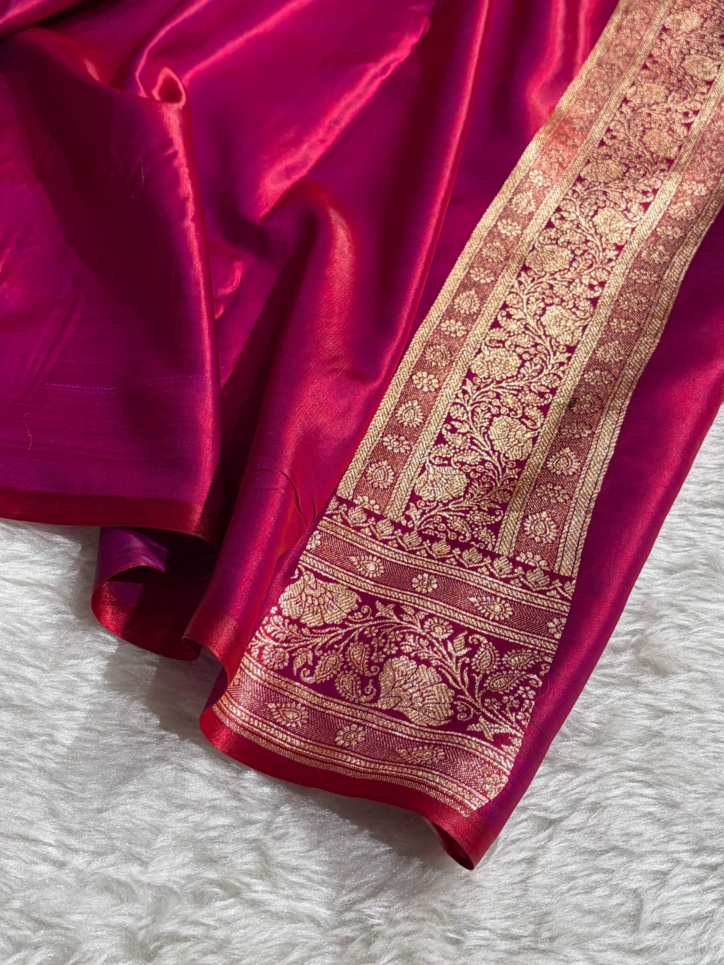 Banarasi German  Cross Pattern Banarasi Satin Silk Saree