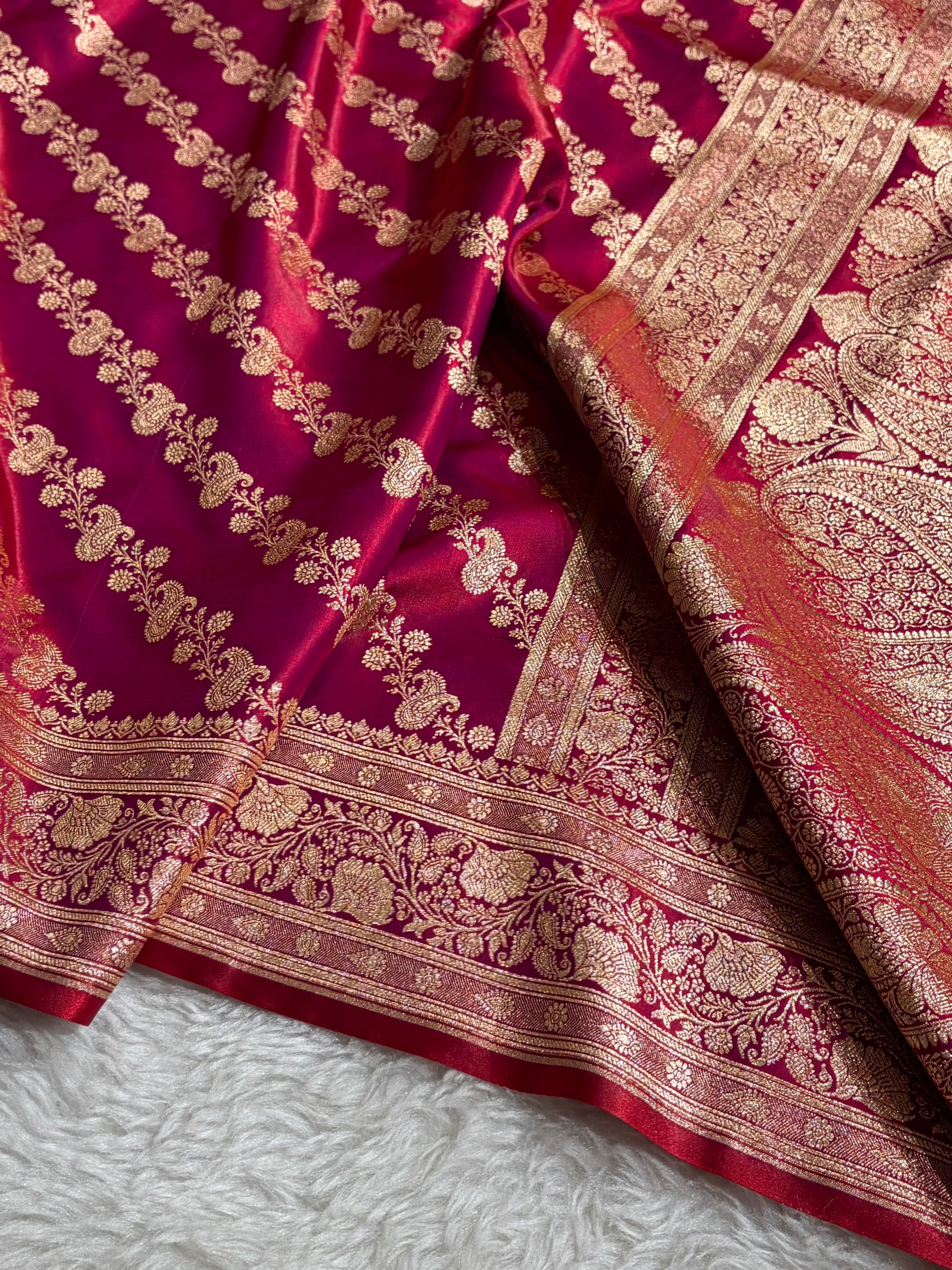 Banarasi German  Cross Pattern Banarasi Satin Silk Saree