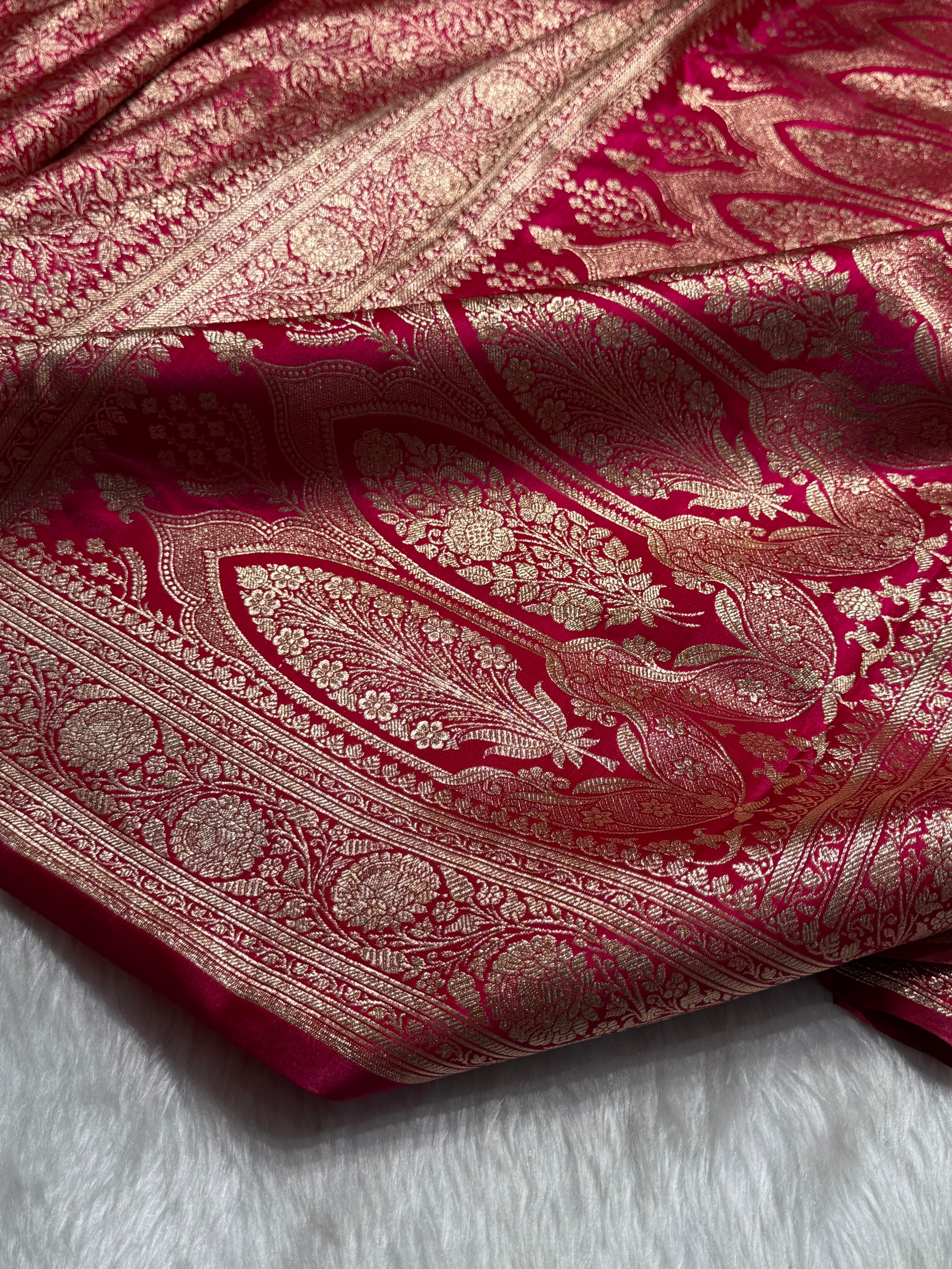 Peacock Shades Banarasi Satin Katan Silk Saree with Jacquard Weave