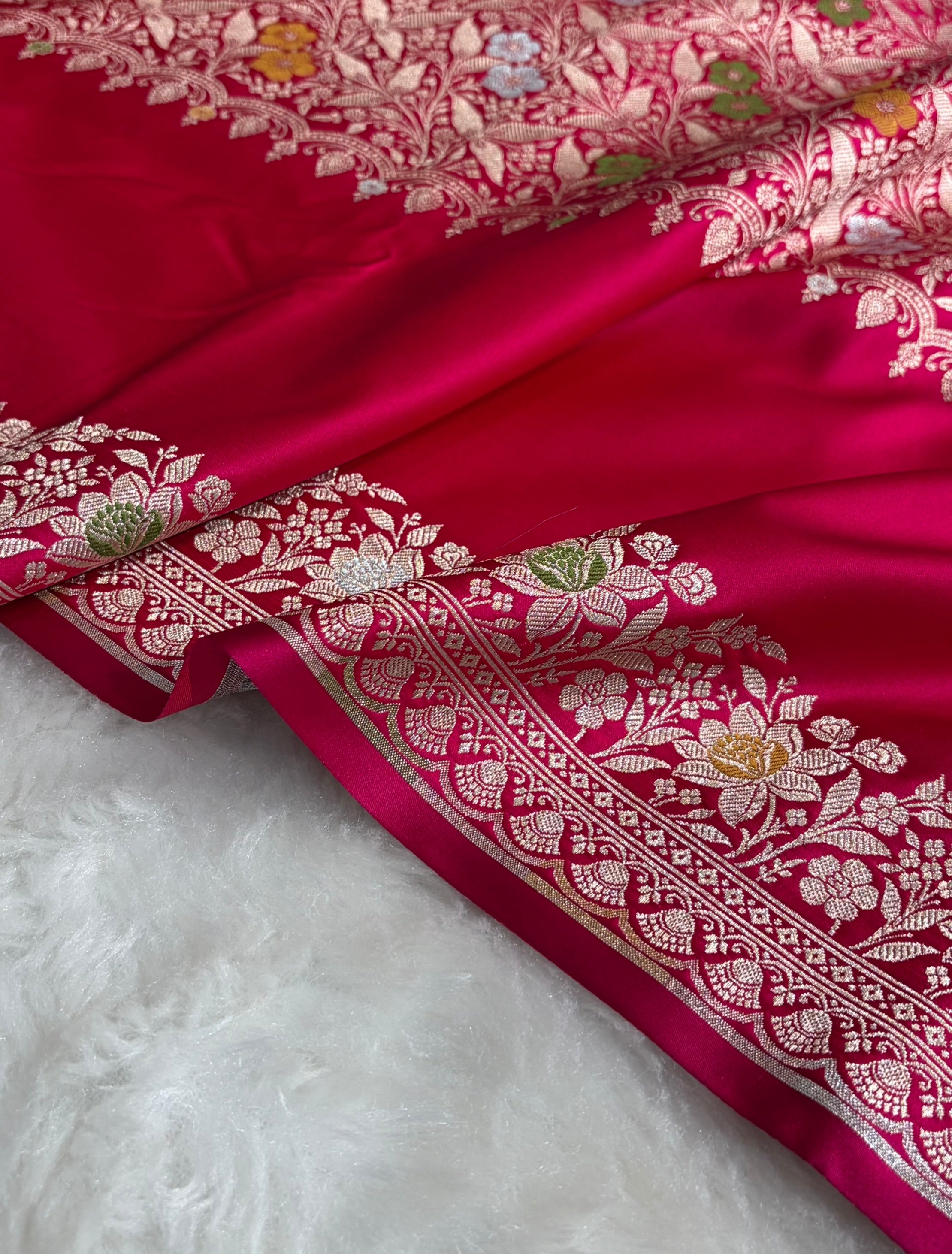 Mashru Silk Banarasi Saree with Rupa Sona Motifs & Scalloped Border