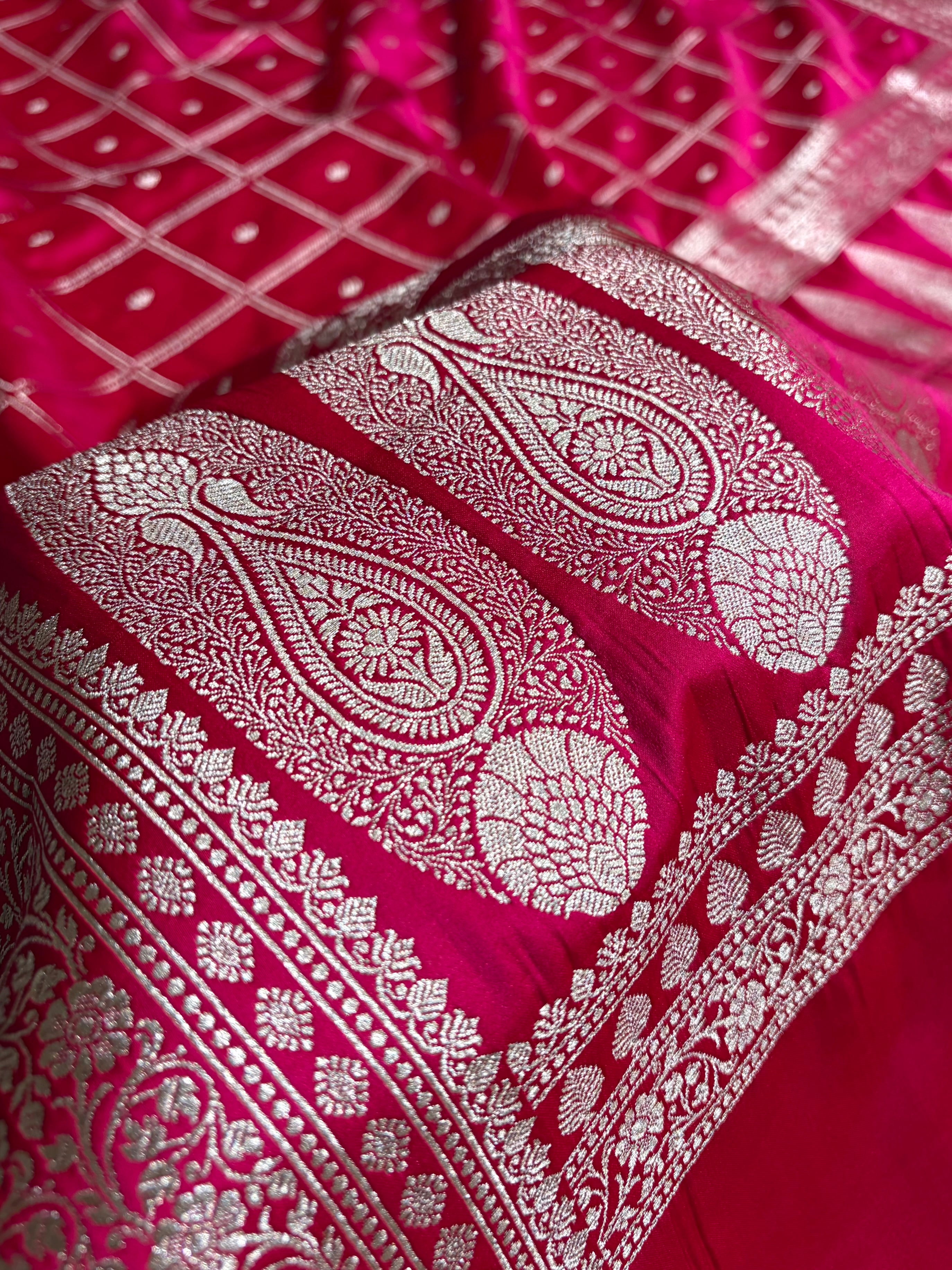 Banarasi Floral Border Mashru Silk Saree Black | Rupa Sona Jacquard Saree
