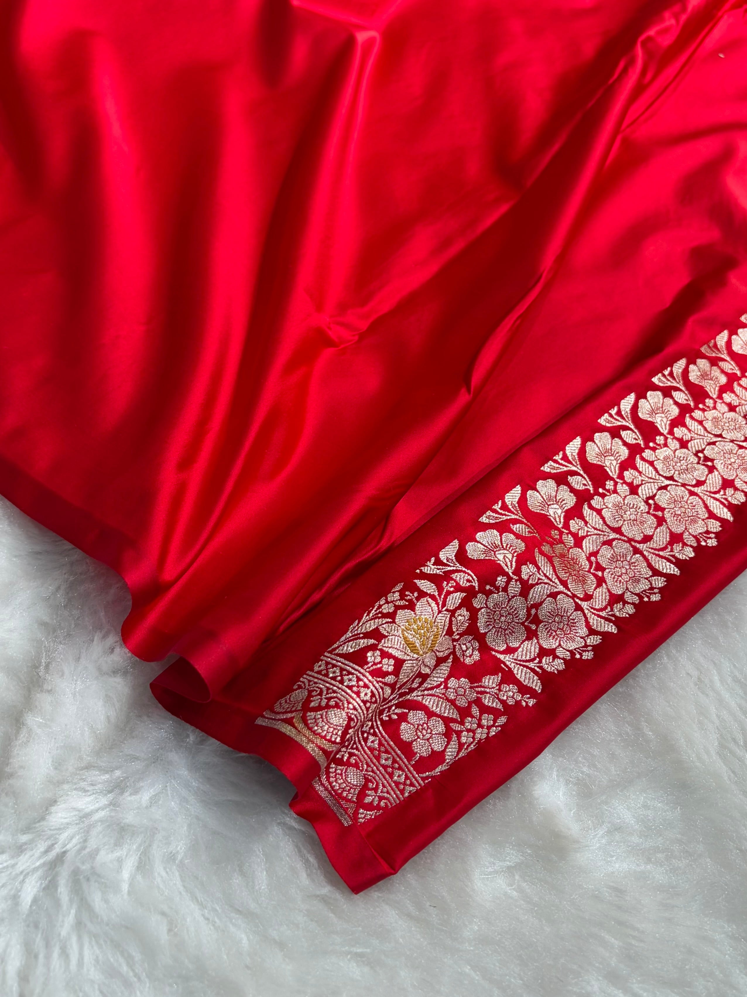 Mashru Silk Banarasi Saree with Rupa Sona Motifs & Scalloped Border