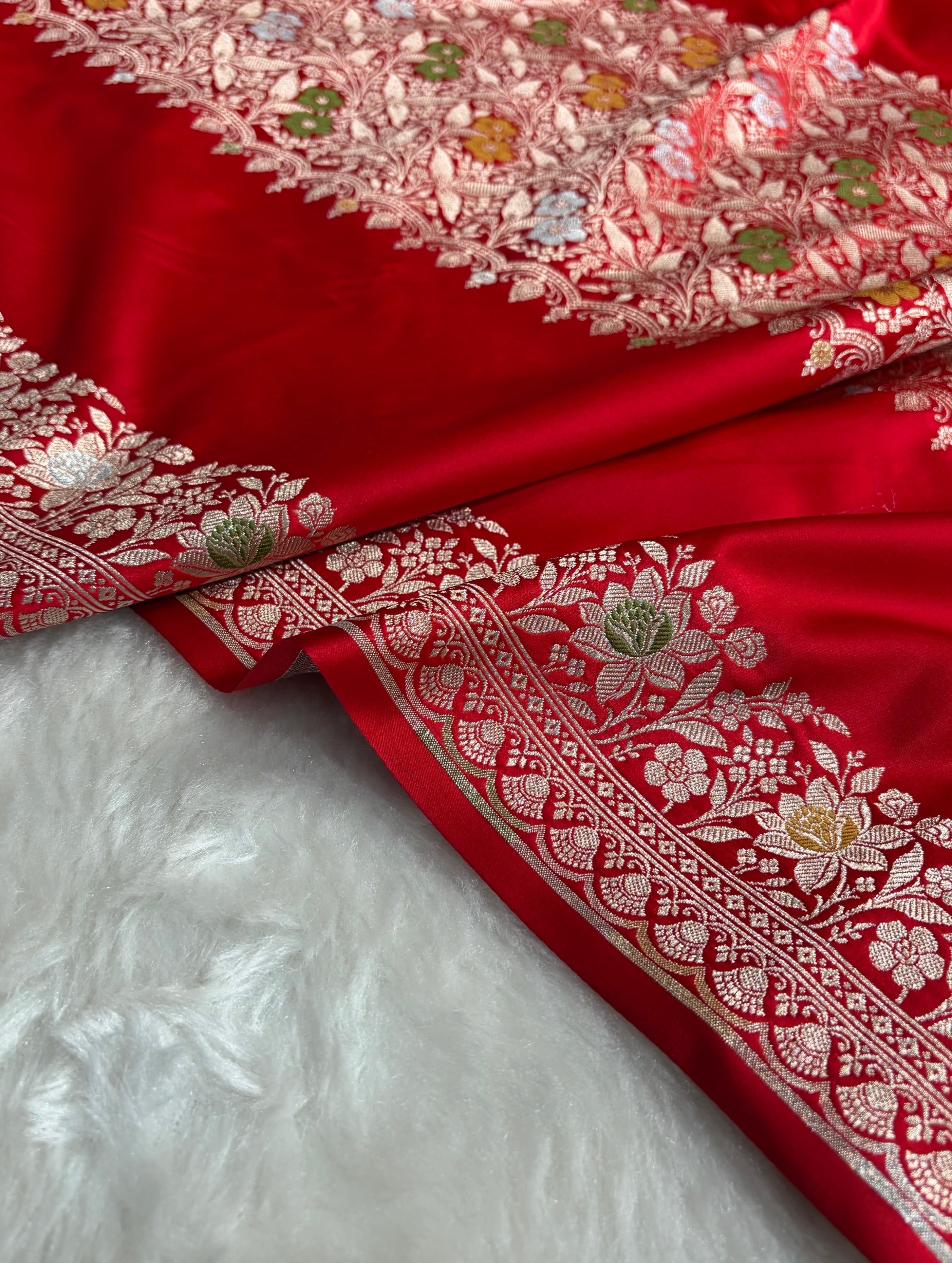 Mashru Silk Banarasi Saree with Rupa Sona Motifs & Scalloped Border