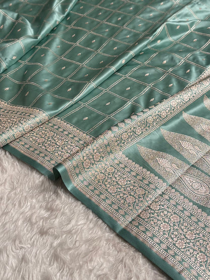 Banarasi Floral Border Mashru Silk Saree Black | Rupa Sona Jacquard Saree