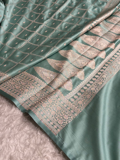 Banarasi Floral Border Mashru Silk Saree Black | Rupa Sona Jacquard Saree