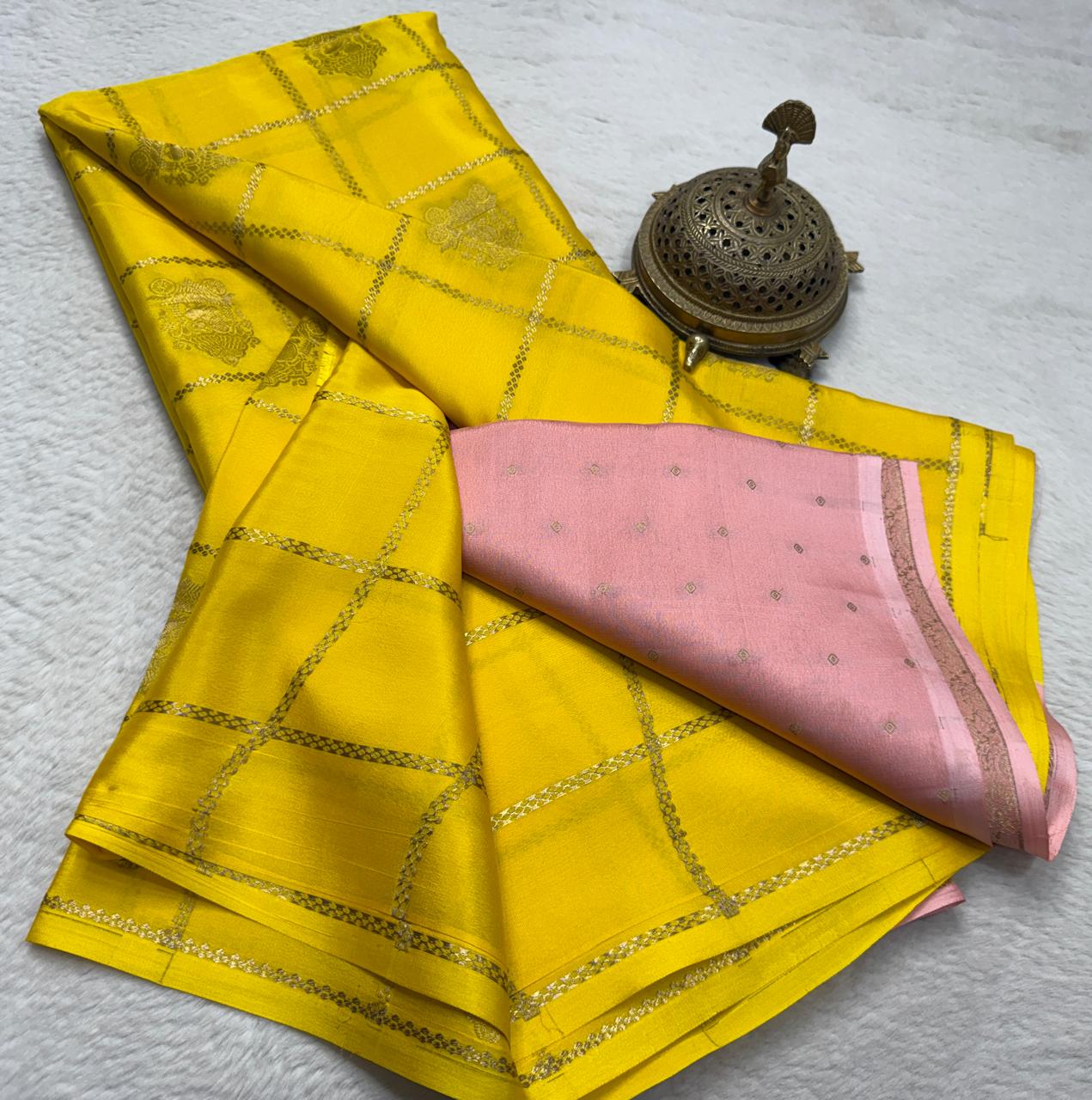 Semi Crepe Silk Saree with Checks Pattern, Chariot & Peacock Motifs | Rich Pallu Contrast Blouse Saree
