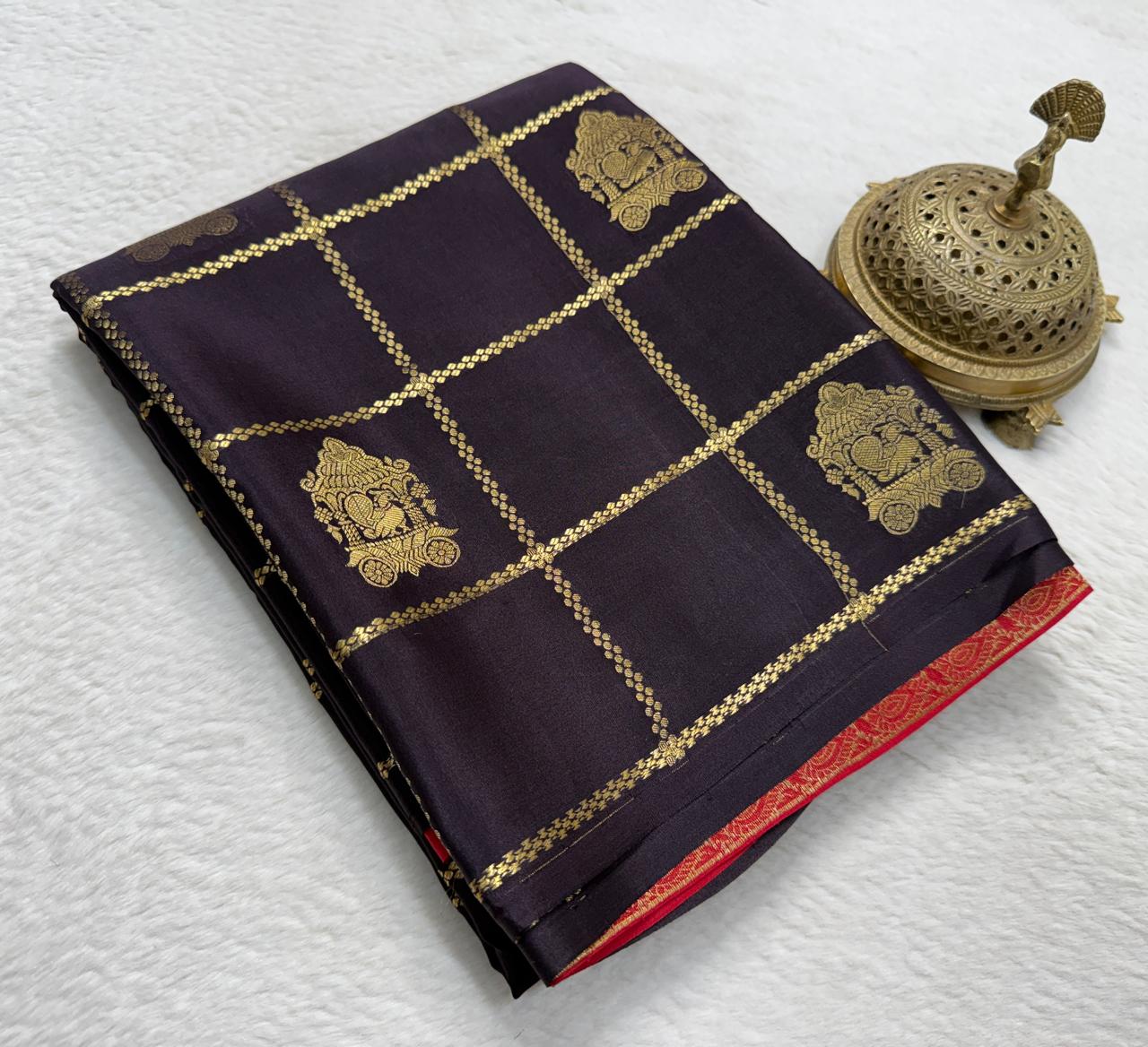 Semi Crepe Silk Saree with Checks Pattern, Chariot & Peacock Motifs | Rich Pallu Contrast Blouse Saree