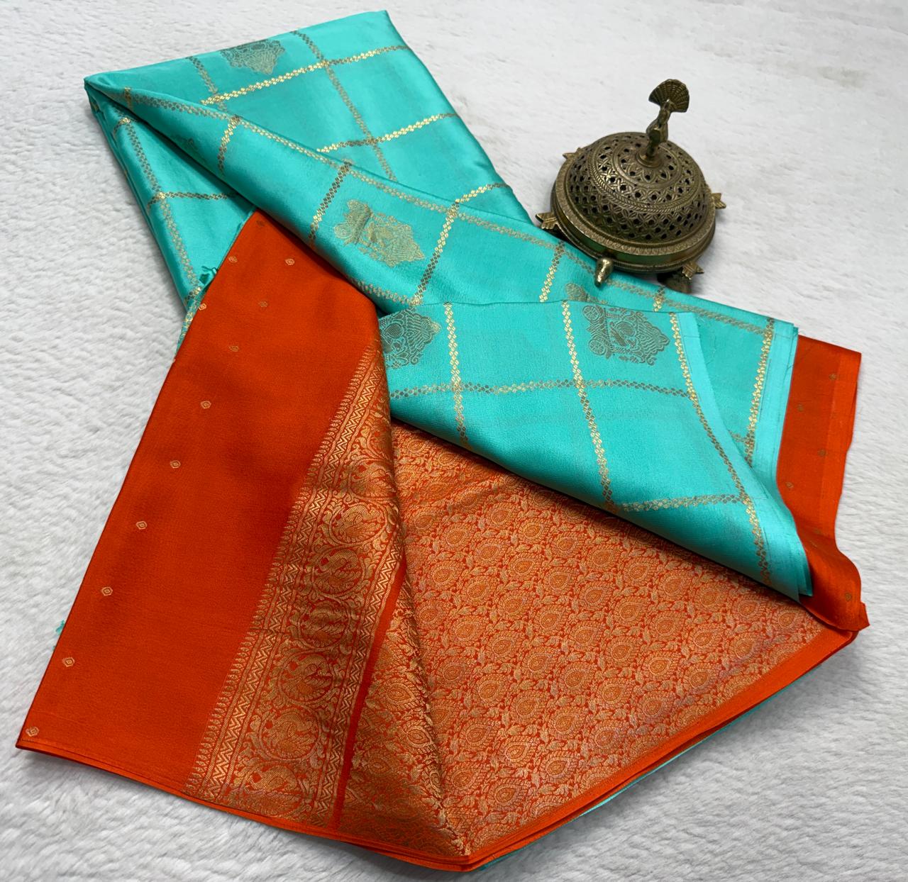 Semi Crepe Silk Saree with Checks Pattern, Chariot & Peacock Motifs | Rich Pallu Contrast Blouse Saree