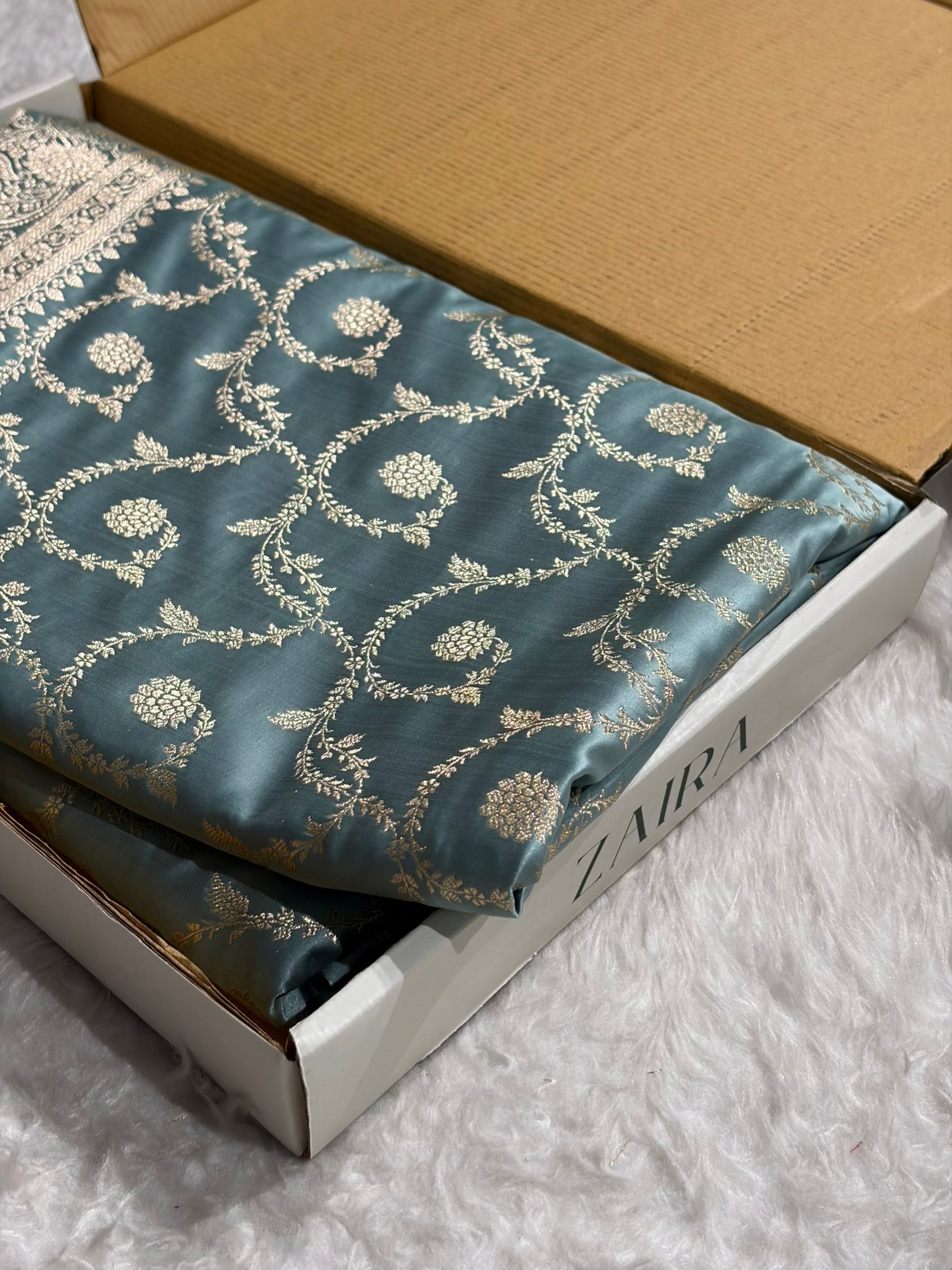 Floral Jaal Pattern Banarasi Satin Katan Silk Saree