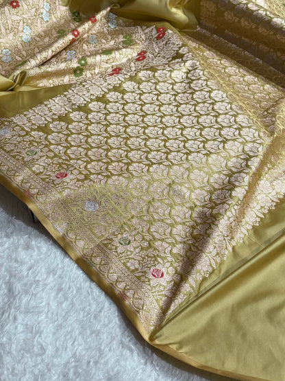 Mashru Silk Banarasi Saree with Rupa Sona Motifs & Scalloped Border