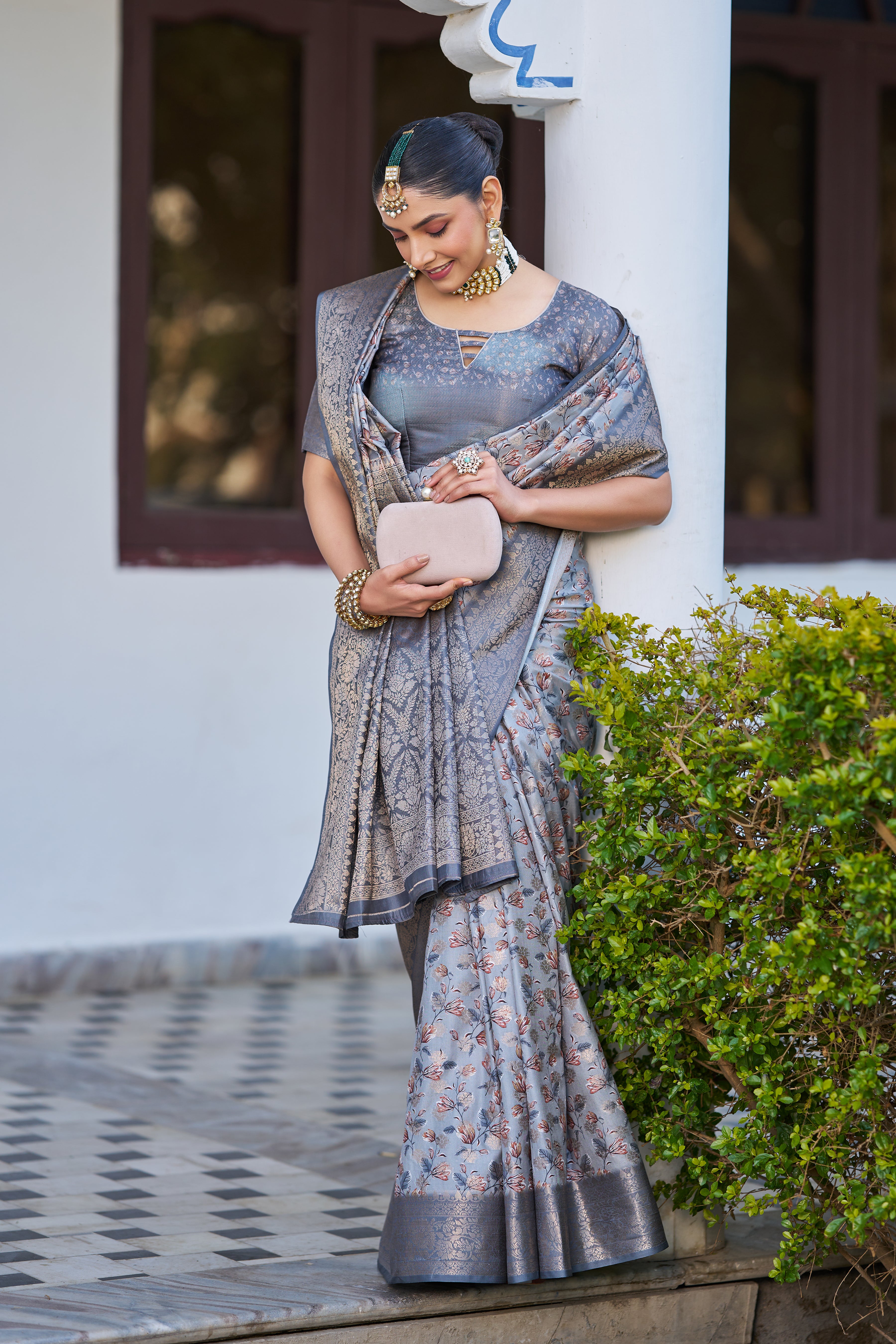 Chic Digital Geometry on Smooth Crepe Silk