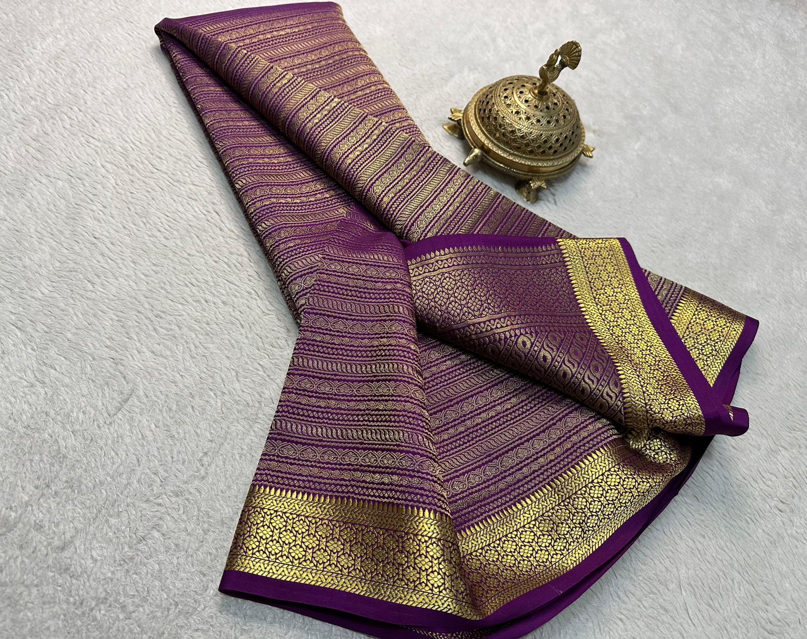 Radiate Royalty: Luxurious Silk Brocade Saree with Opulent Gold & Silver Zari