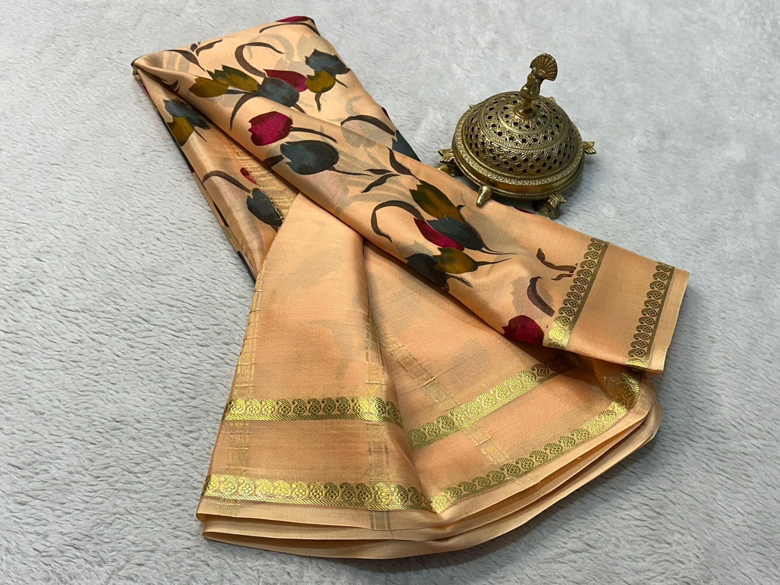 Floral Print Mysore Silk Sarees with Traditional Patta Pallu